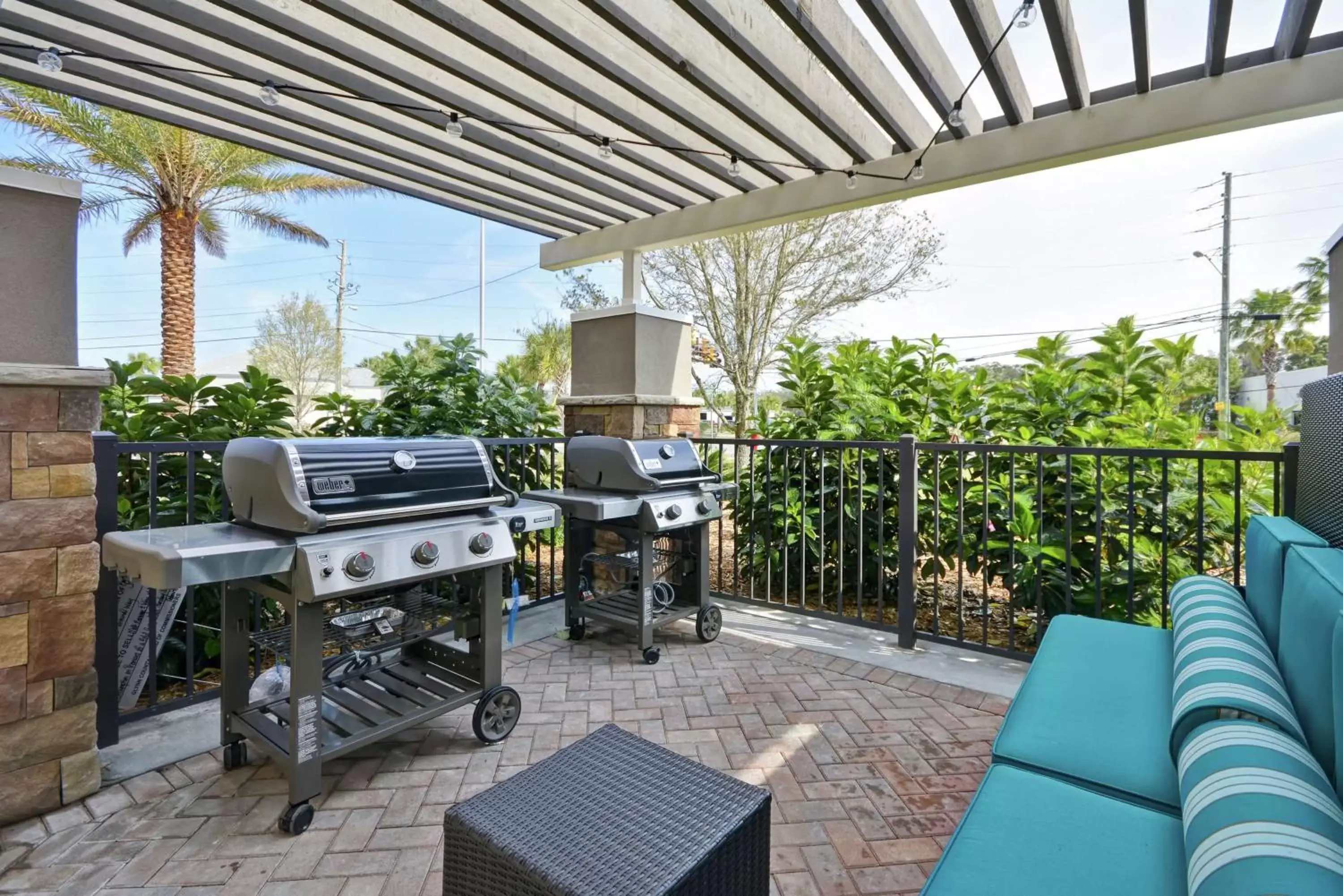 Property building, BBQ Facilities in Home2 Suites By Hilton St. Simons Island