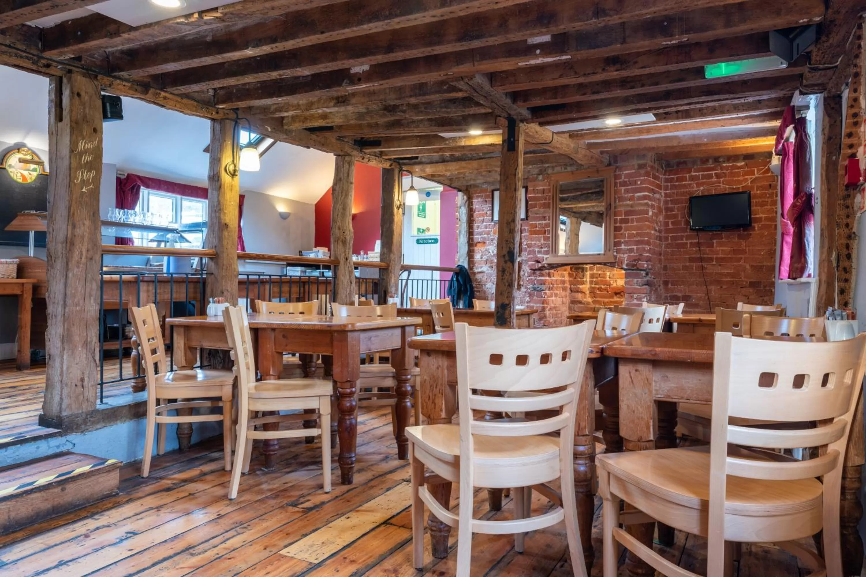 Restaurant/places to eat in The Evenhill