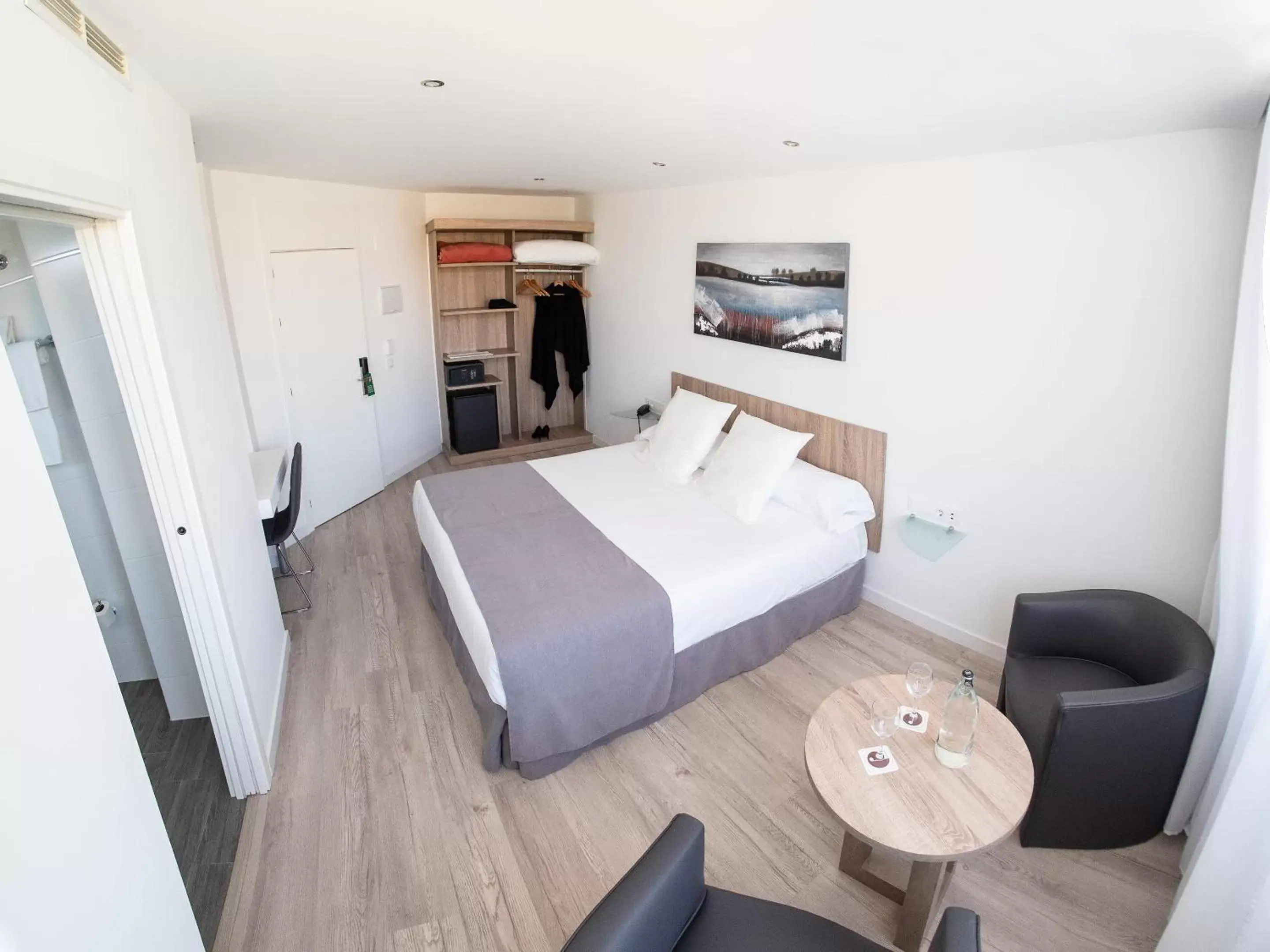 Photo of the whole room, Bed in Hotel Pasarela Photo of the whole room, Bed in Hotel Pasarela