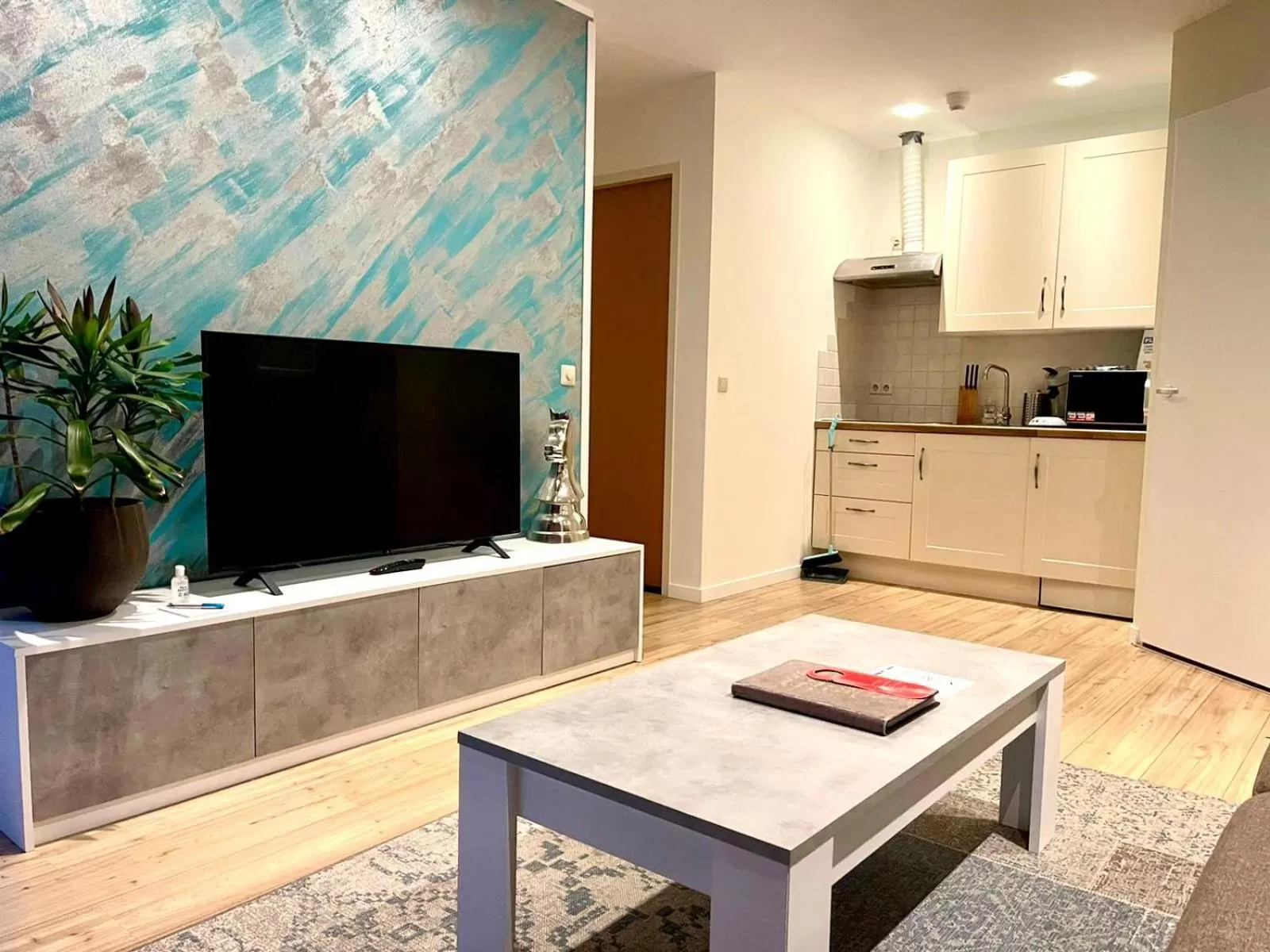 Family Studio in Jupiter Hotel