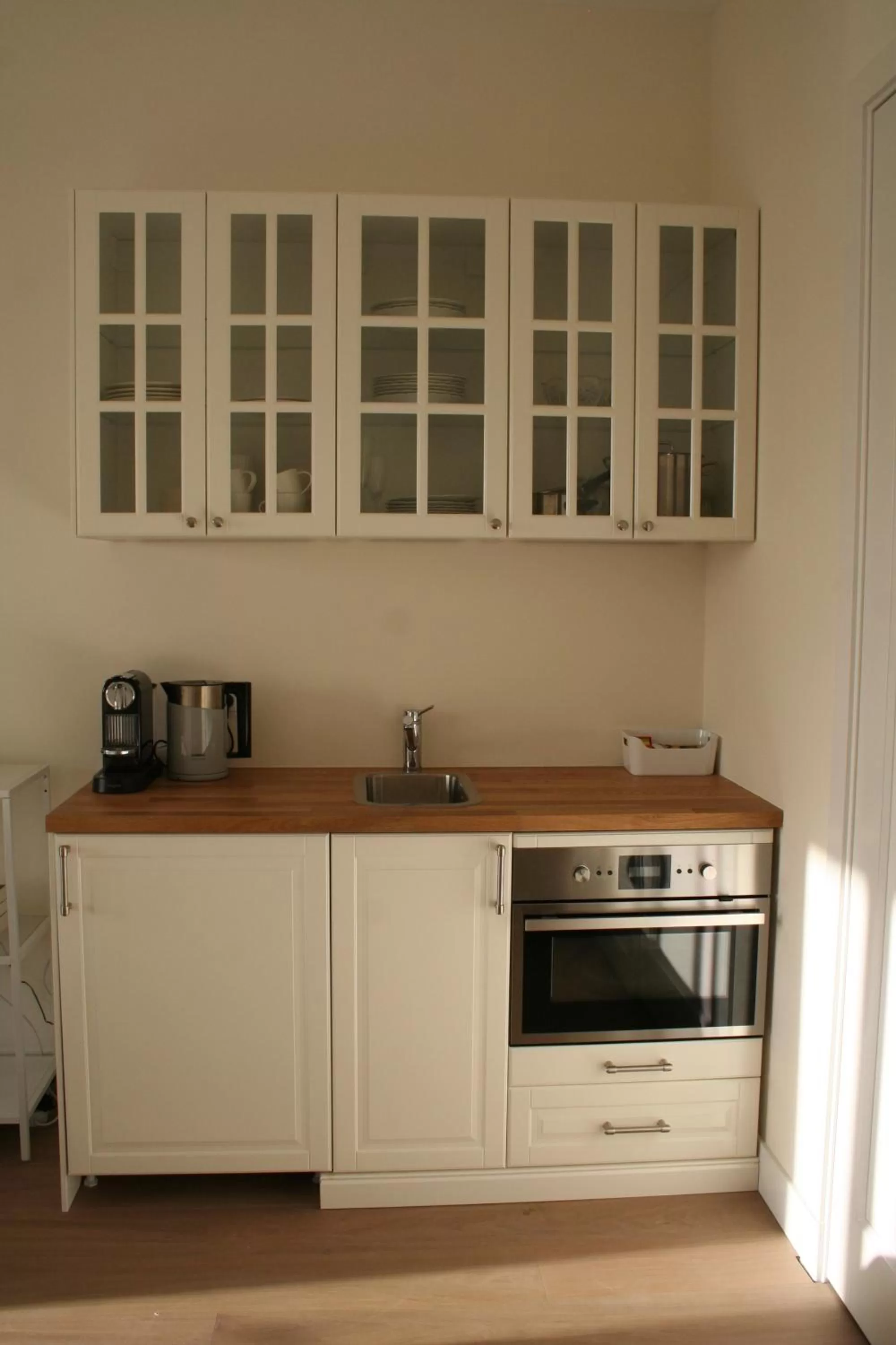 Kitchen or kitchenette in Waterfront Studio