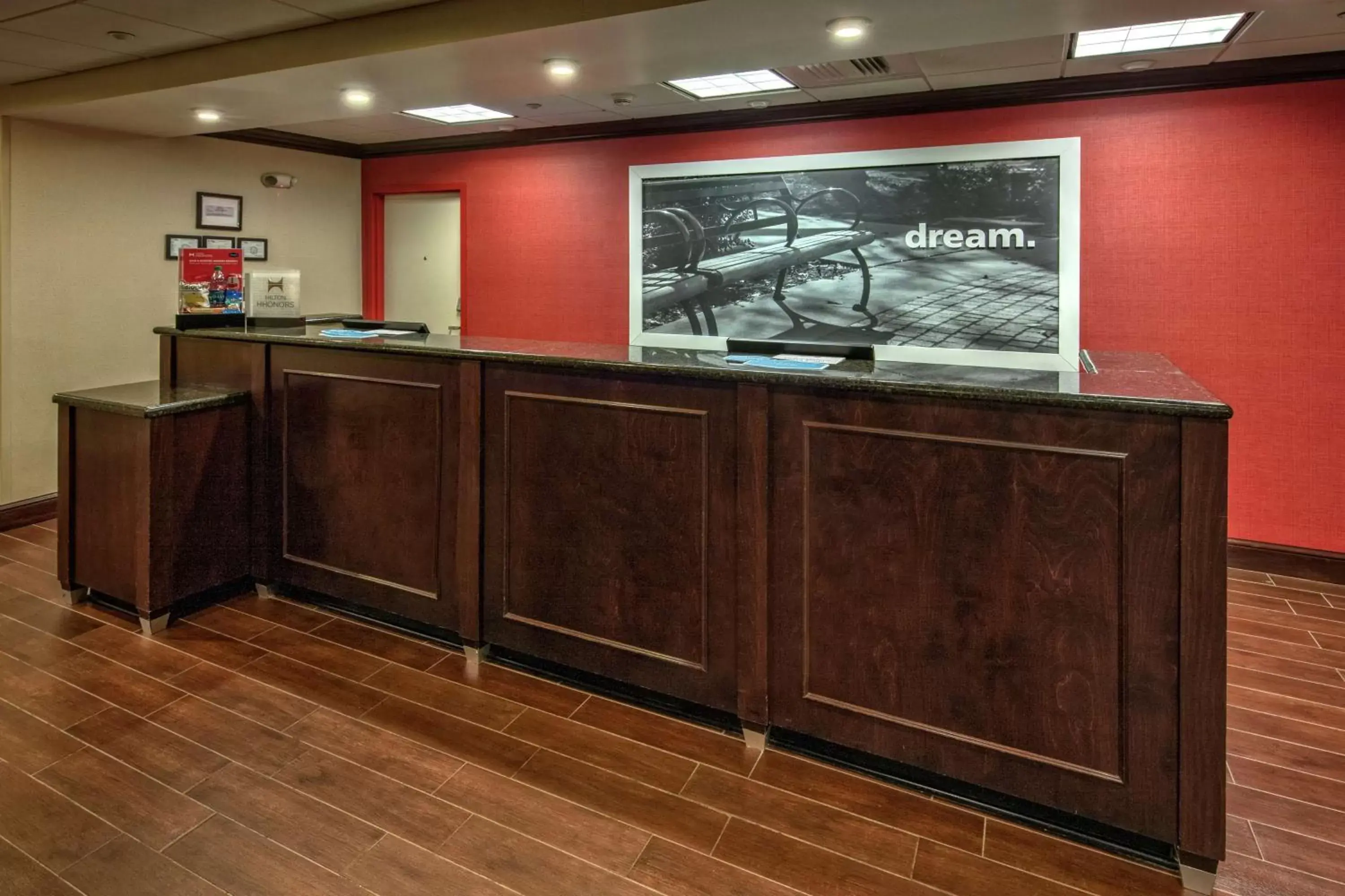 Lobby or reception in Hampton Inn Cambridge Lobby or reception in Hampton Inn Cambridge
