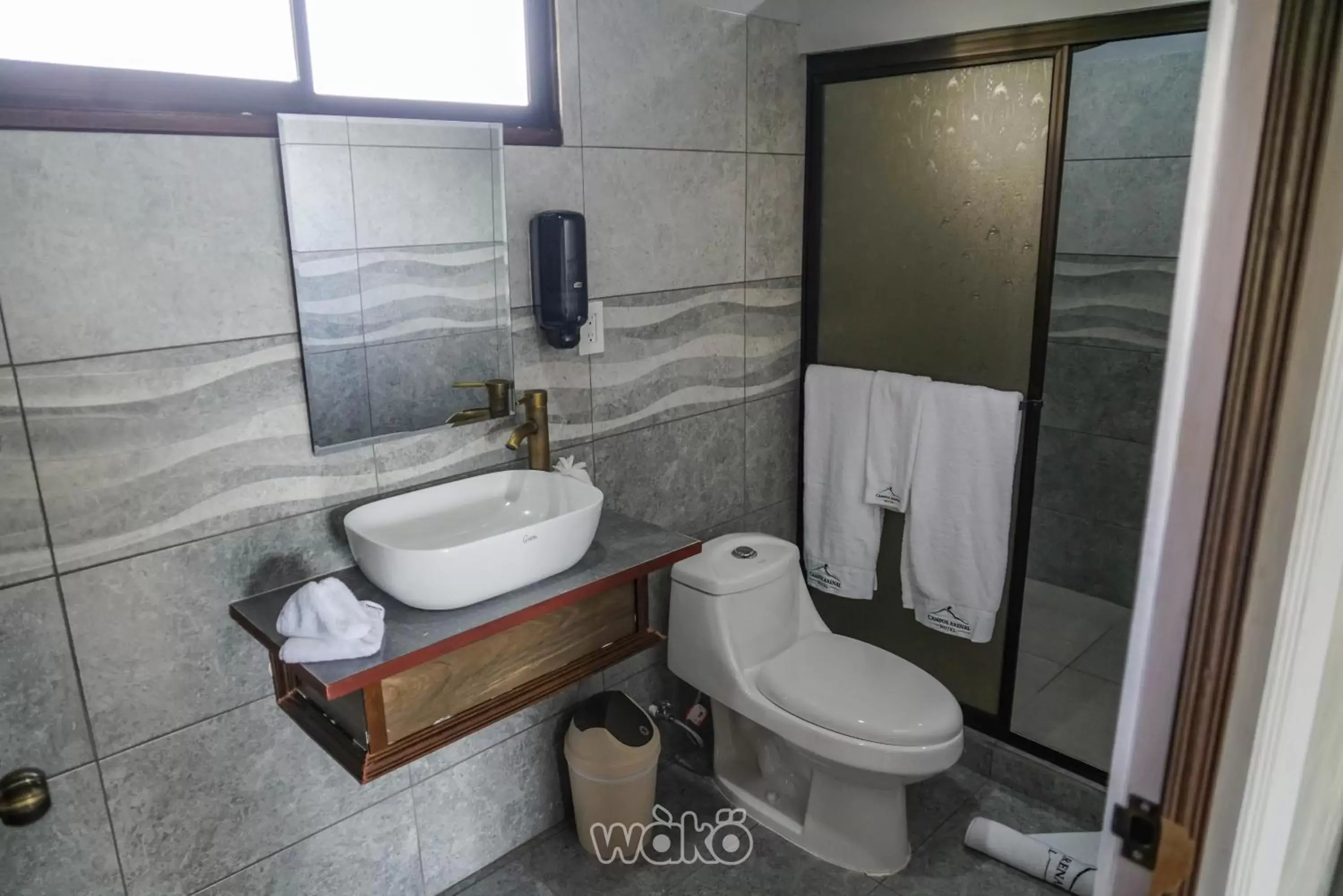 Bathroom in Campos Arenal Hotel