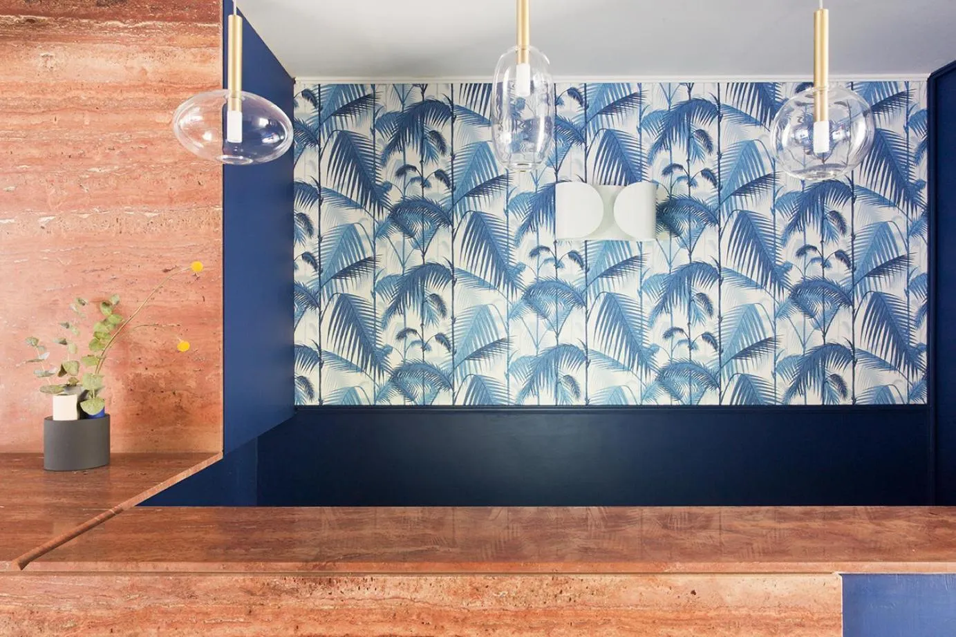 Lobby or reception in Hôtel les Cigales