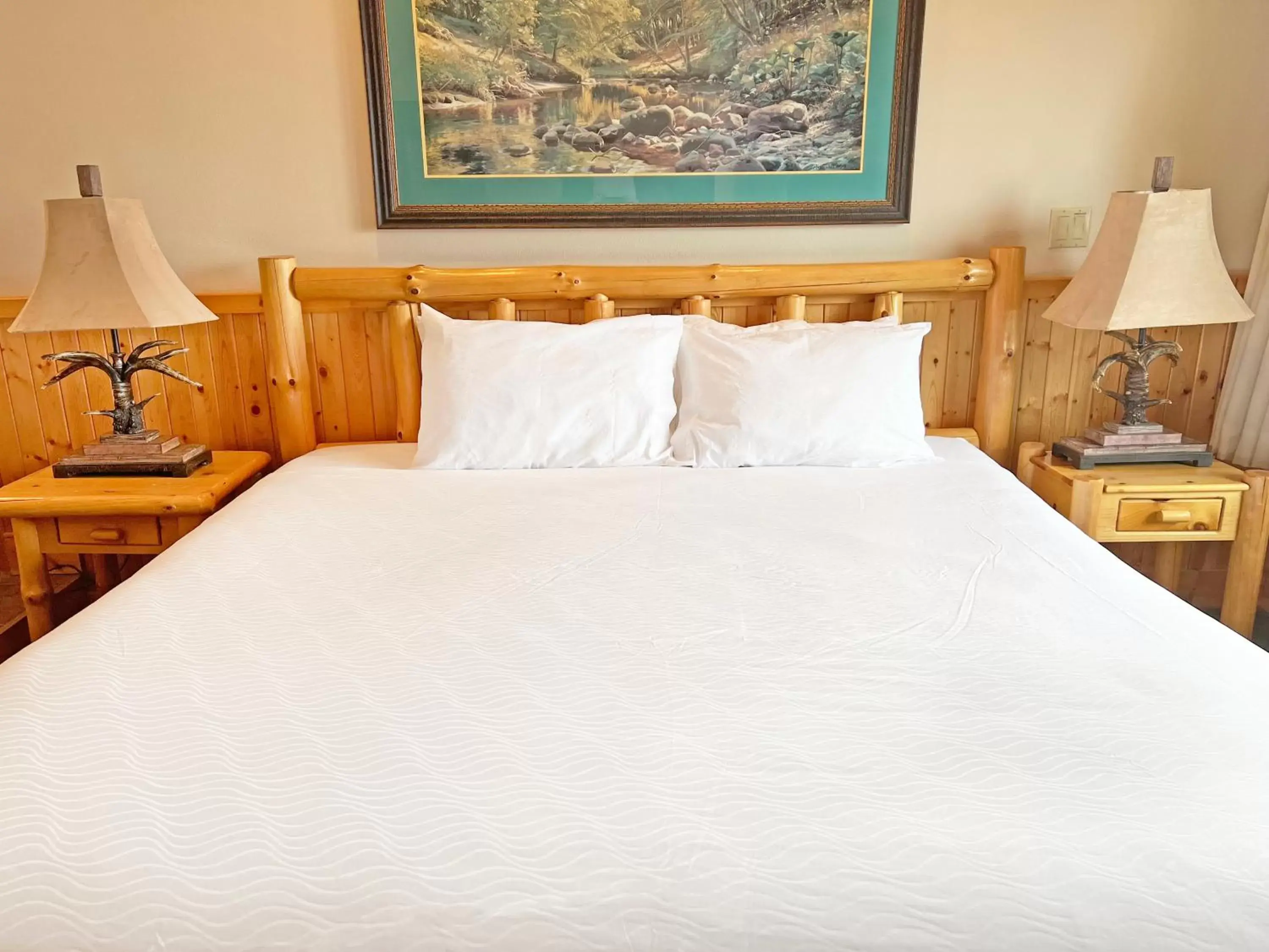 Bed in Superior Shores