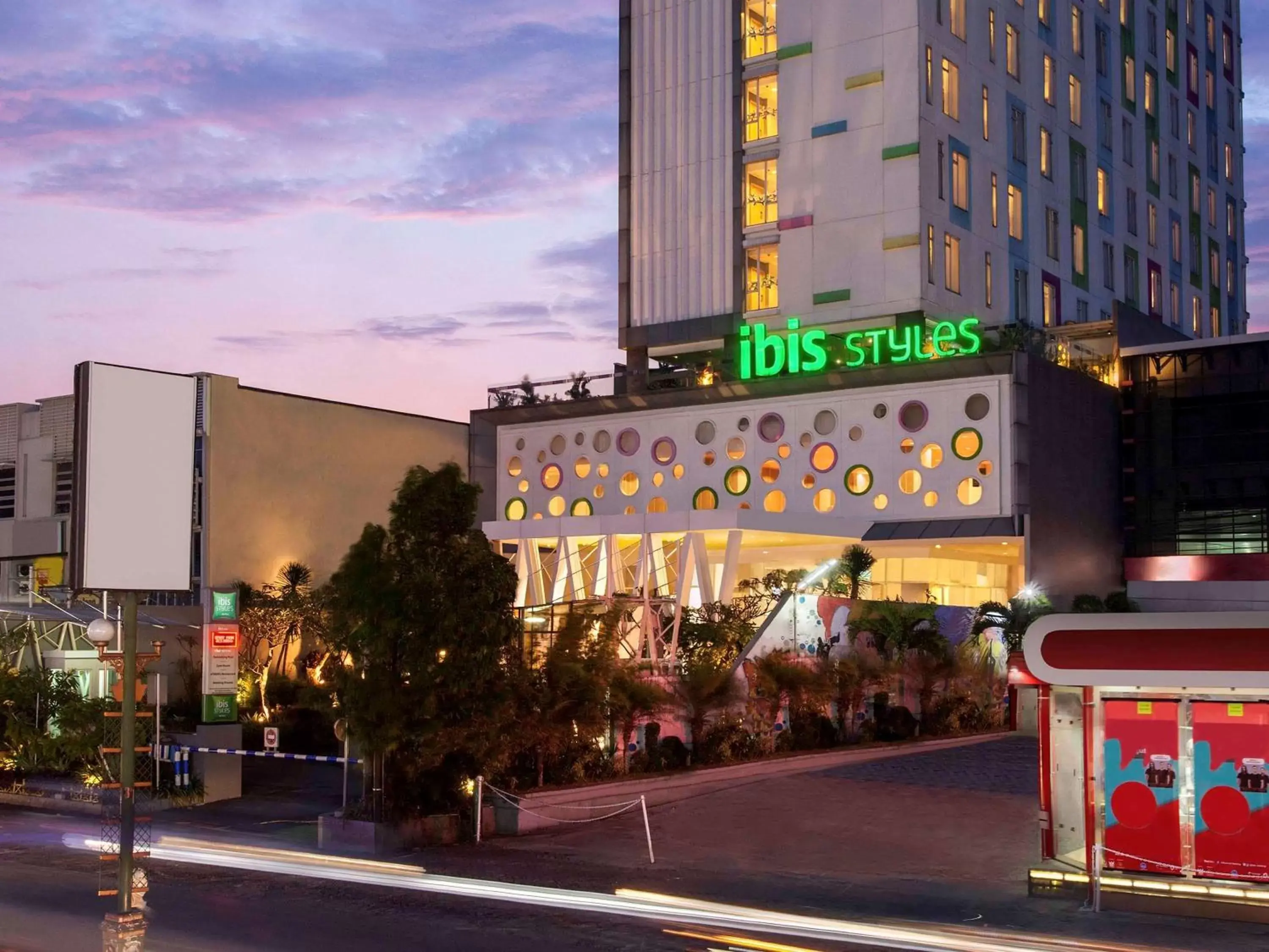 Photo of the whole room, Property Building in Ibis Styles Malang