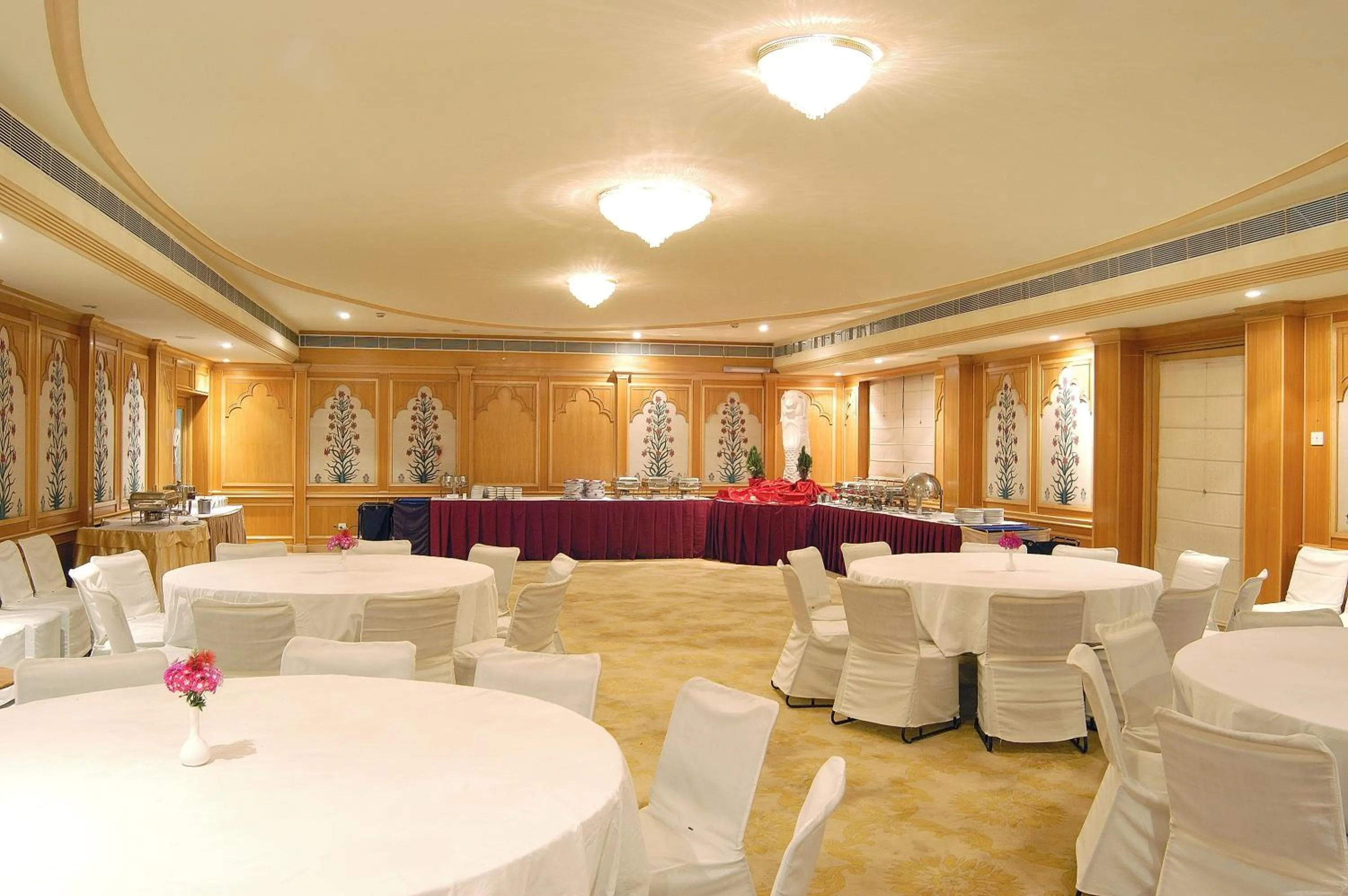 Meeting/conference room in KK Royal Hotel & Convention Centre