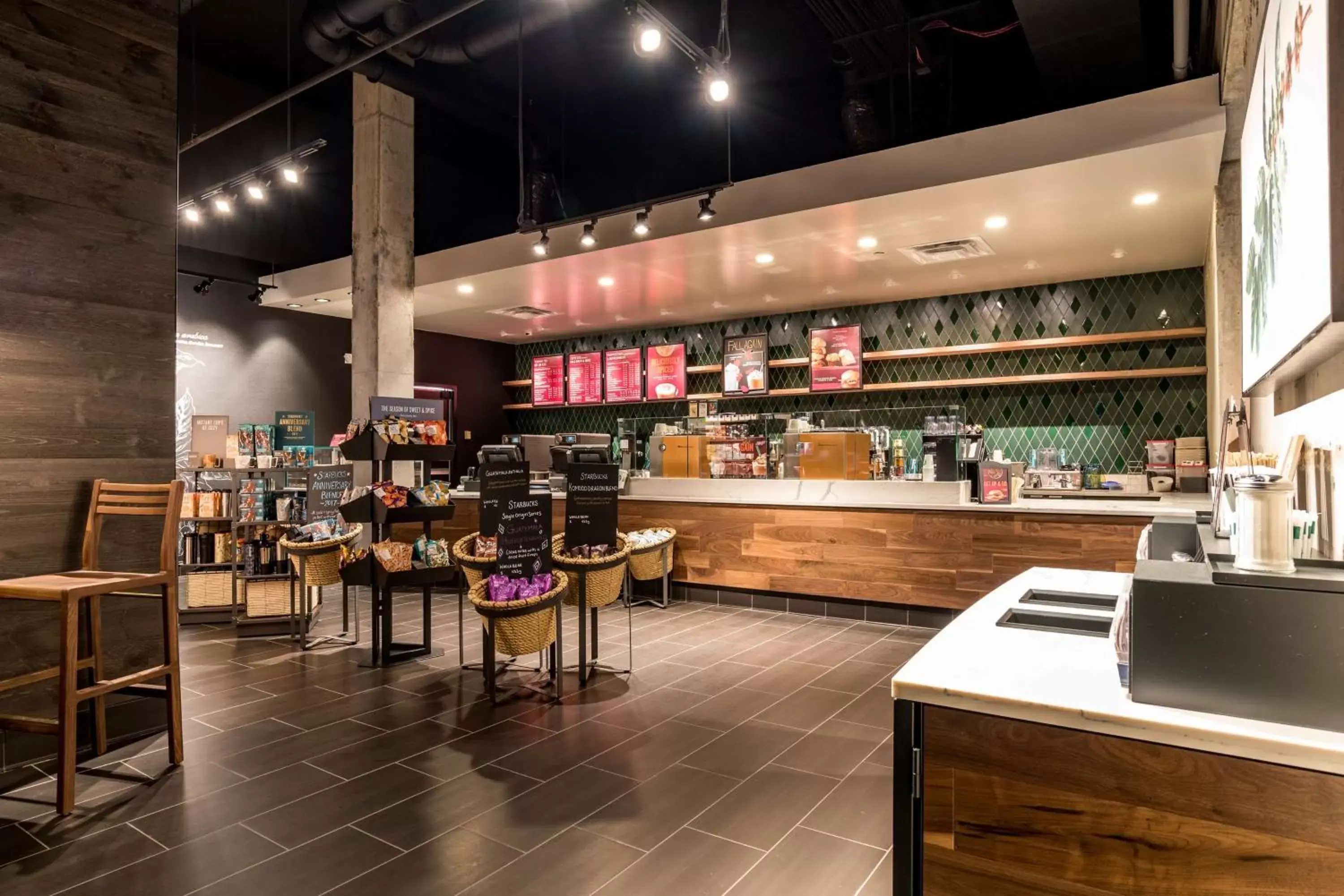 Restaurant/places to eat in Hilton Fort Wayne at the Grand Wayne Convention Center Restaurant/places to eat in Hilton Fort Wayne at the Grand Wayne Convention Center