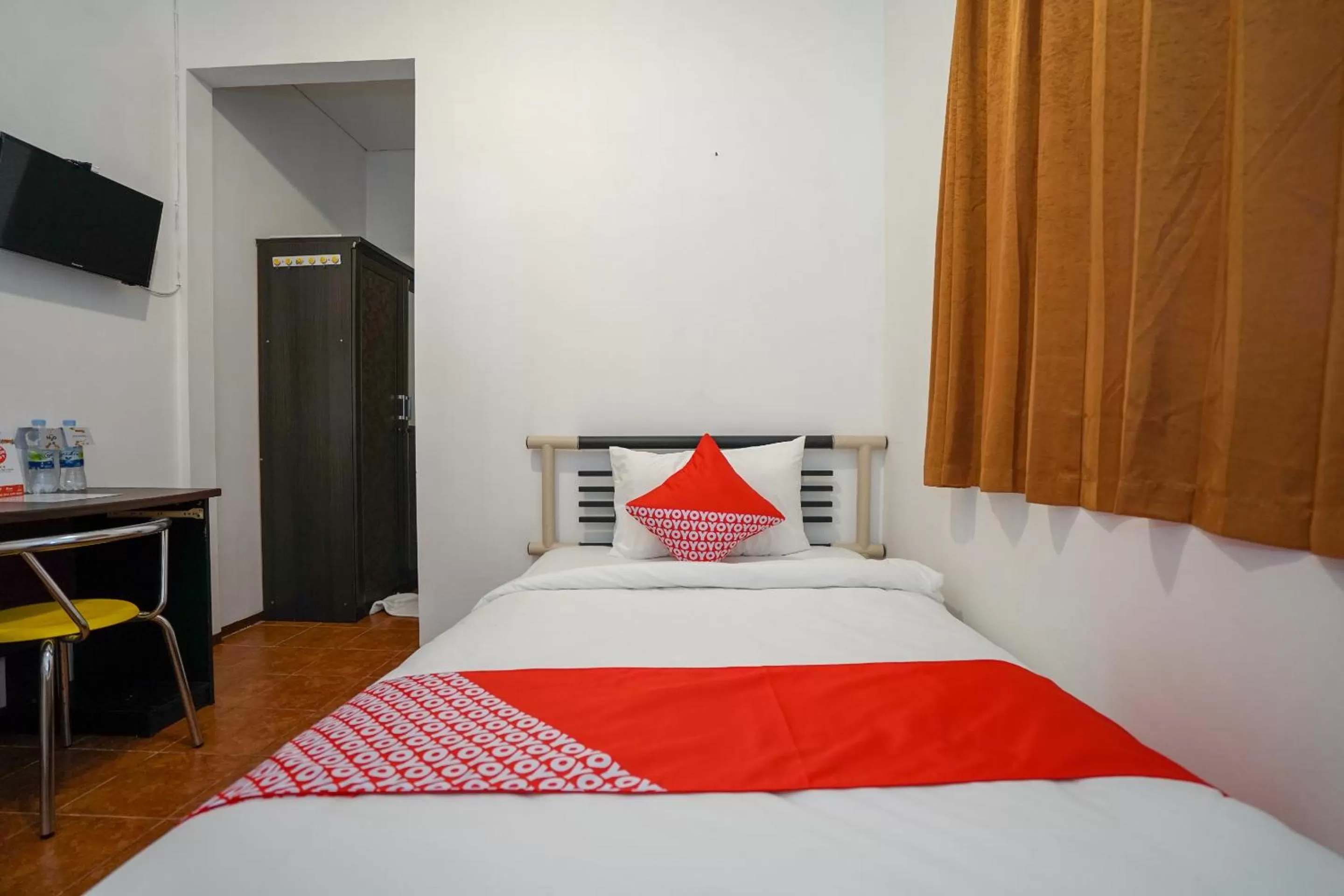 Bedroom in Super OYO 1844 Bravo Residence