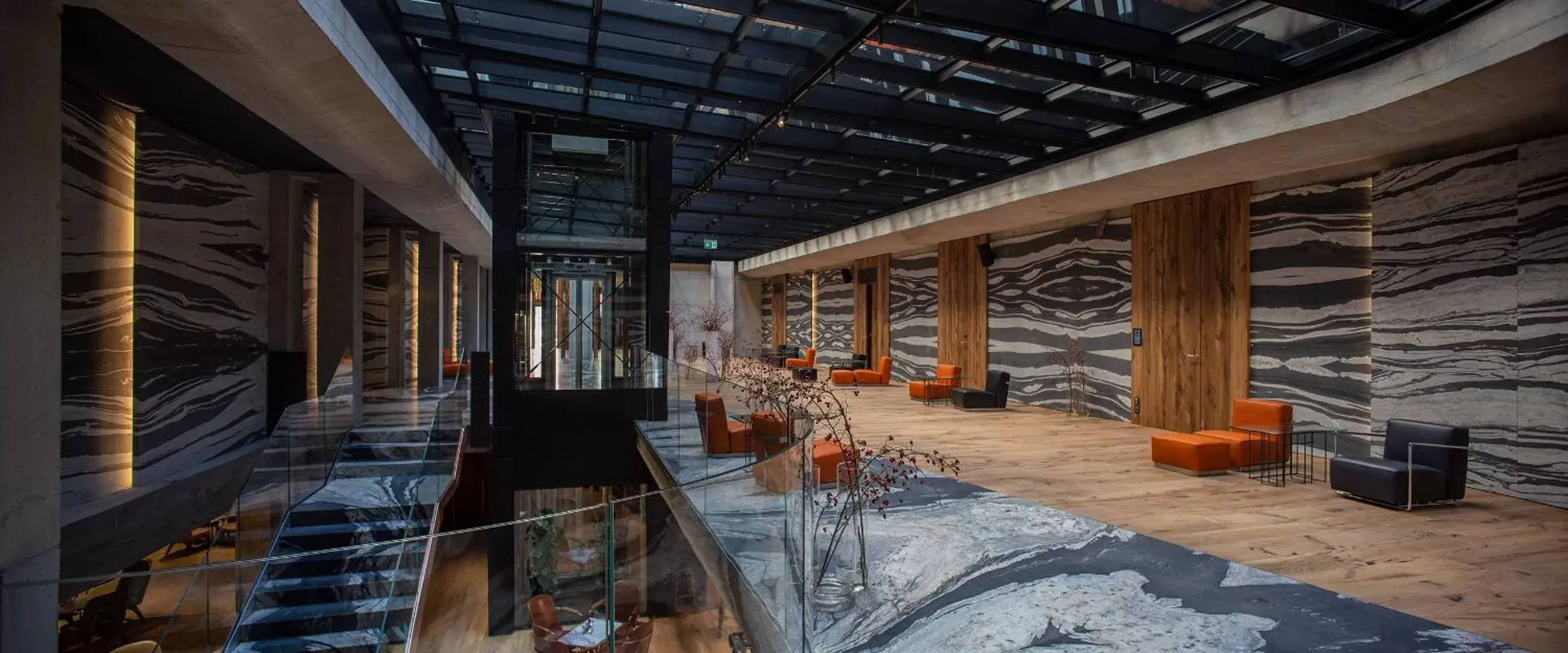 Lounge or bar in Hotel Warszawa Lounge or bar in Hotel Warszawa