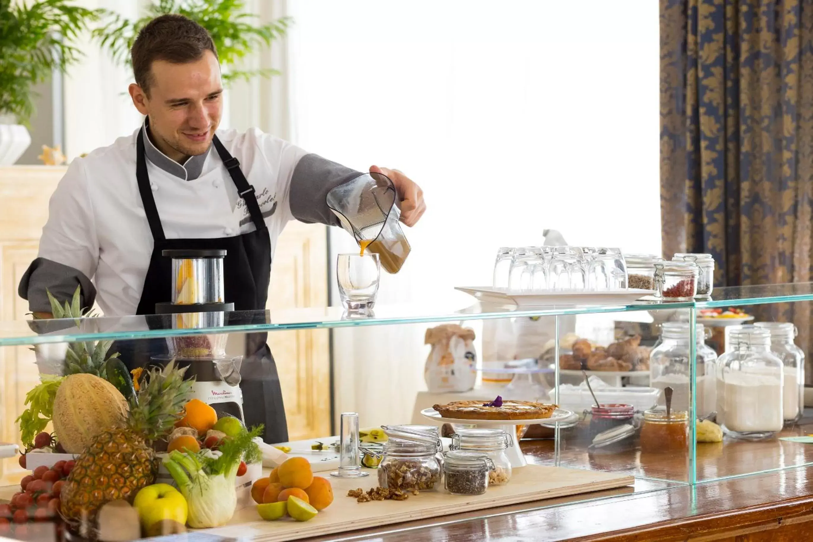 Breakfast in Hotel Baia Imperiale