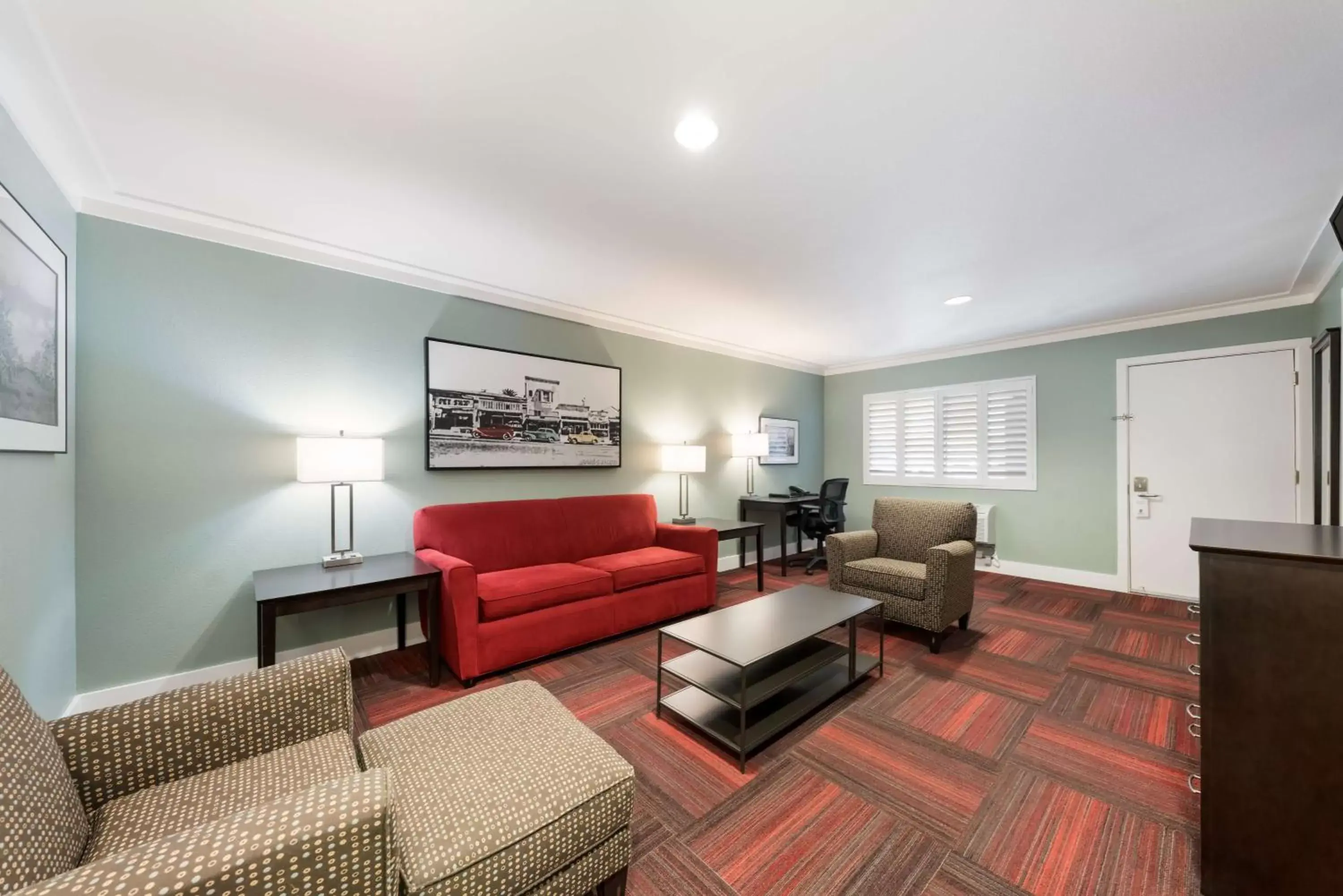 Bedroom, Seating Area in BEST WESTERN the Inn of Los Gatos