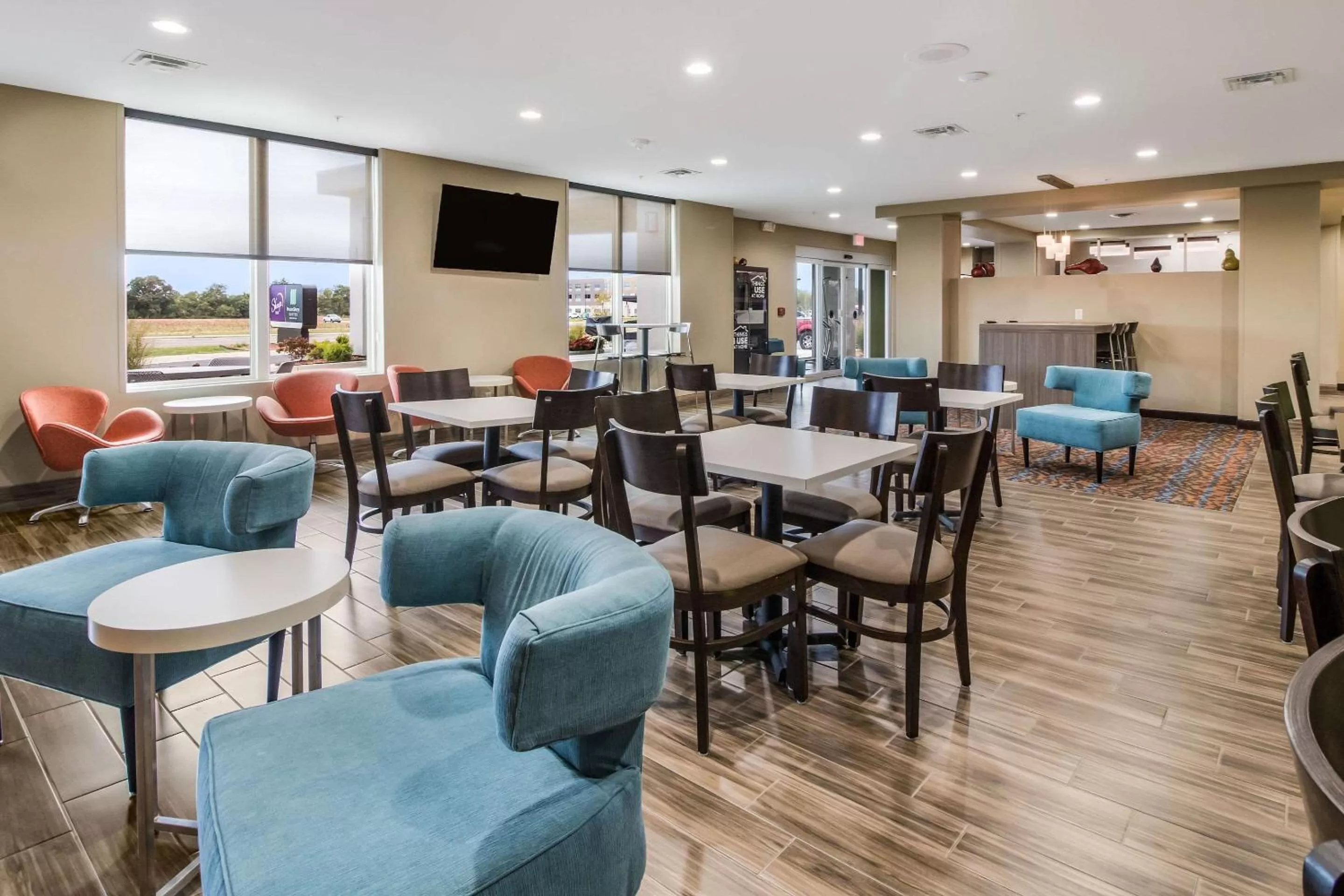 Restaurant/places to eat in Sleep Inn