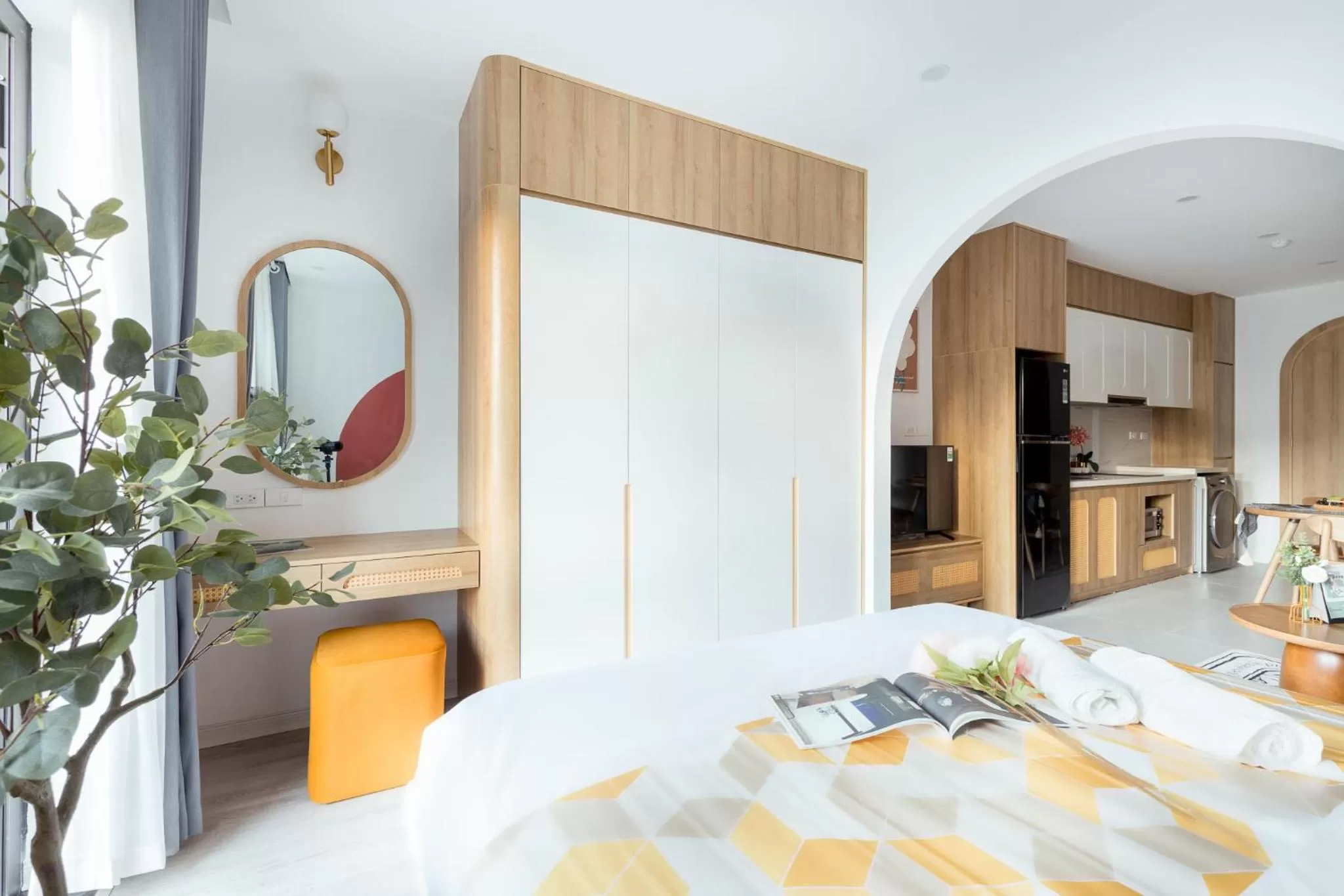 kitchen, Bed in Crescendo Boutique Studio