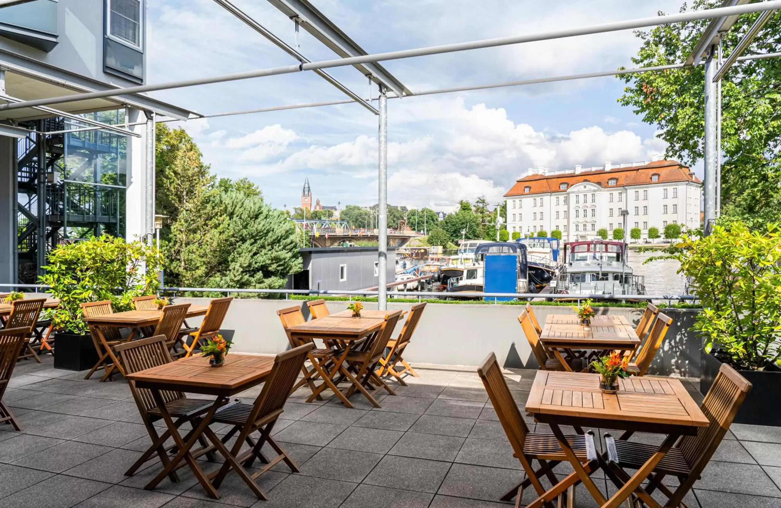 Balcony/Terrace in HOTEL BERLIN KÖPENICK by Leonardo Hotels