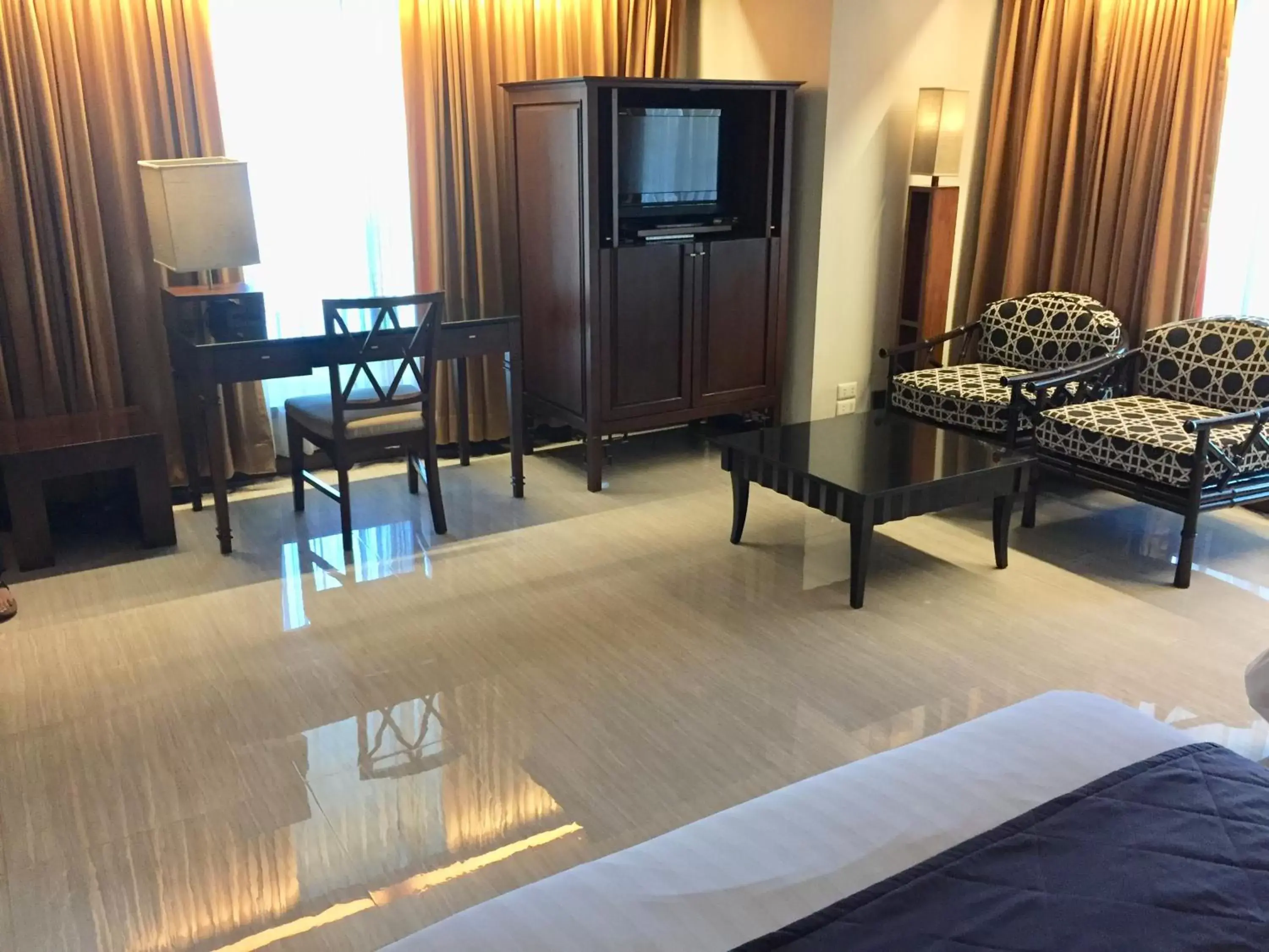 Junior Suite in Indra Regent Hotel