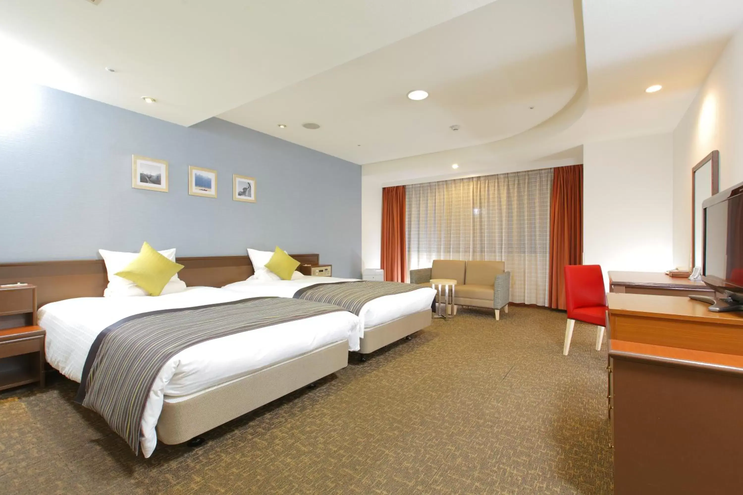 Spring, Bed in HOTEL MYSTAYS Utsunomiya