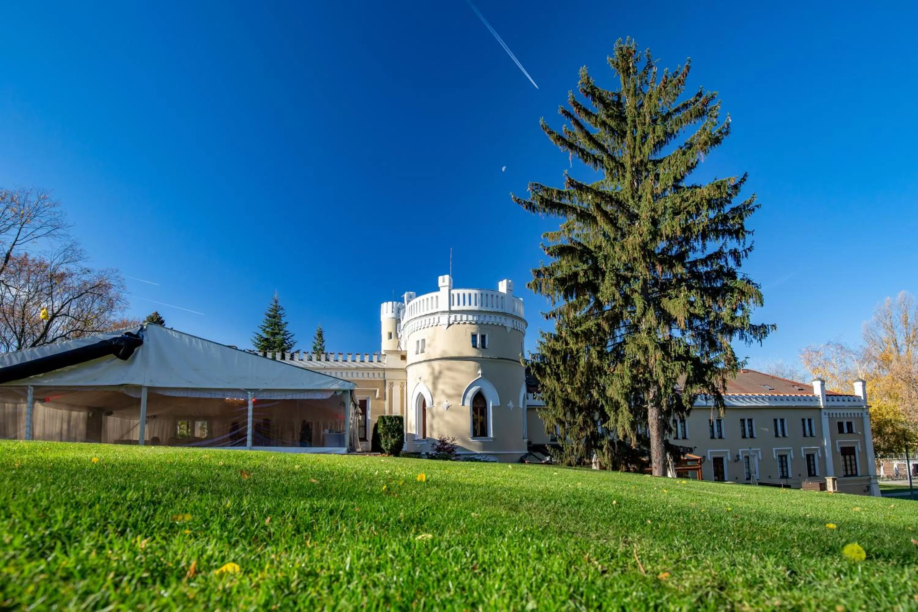 Off site in Chateau St. Havel - Wellness Hotel