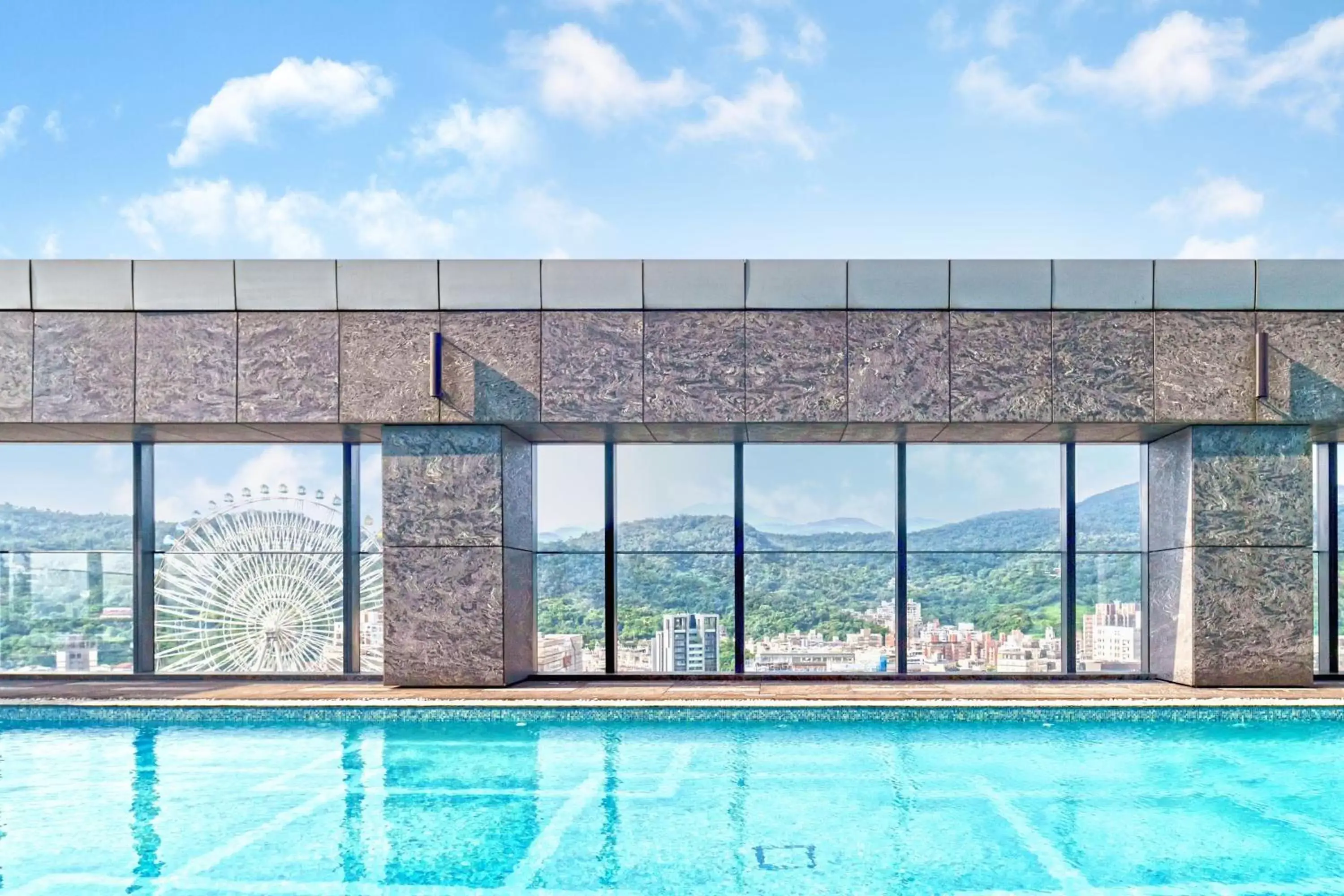 Fitness centre/facilities, Swimming Pool in Taipei Marriott Hotel