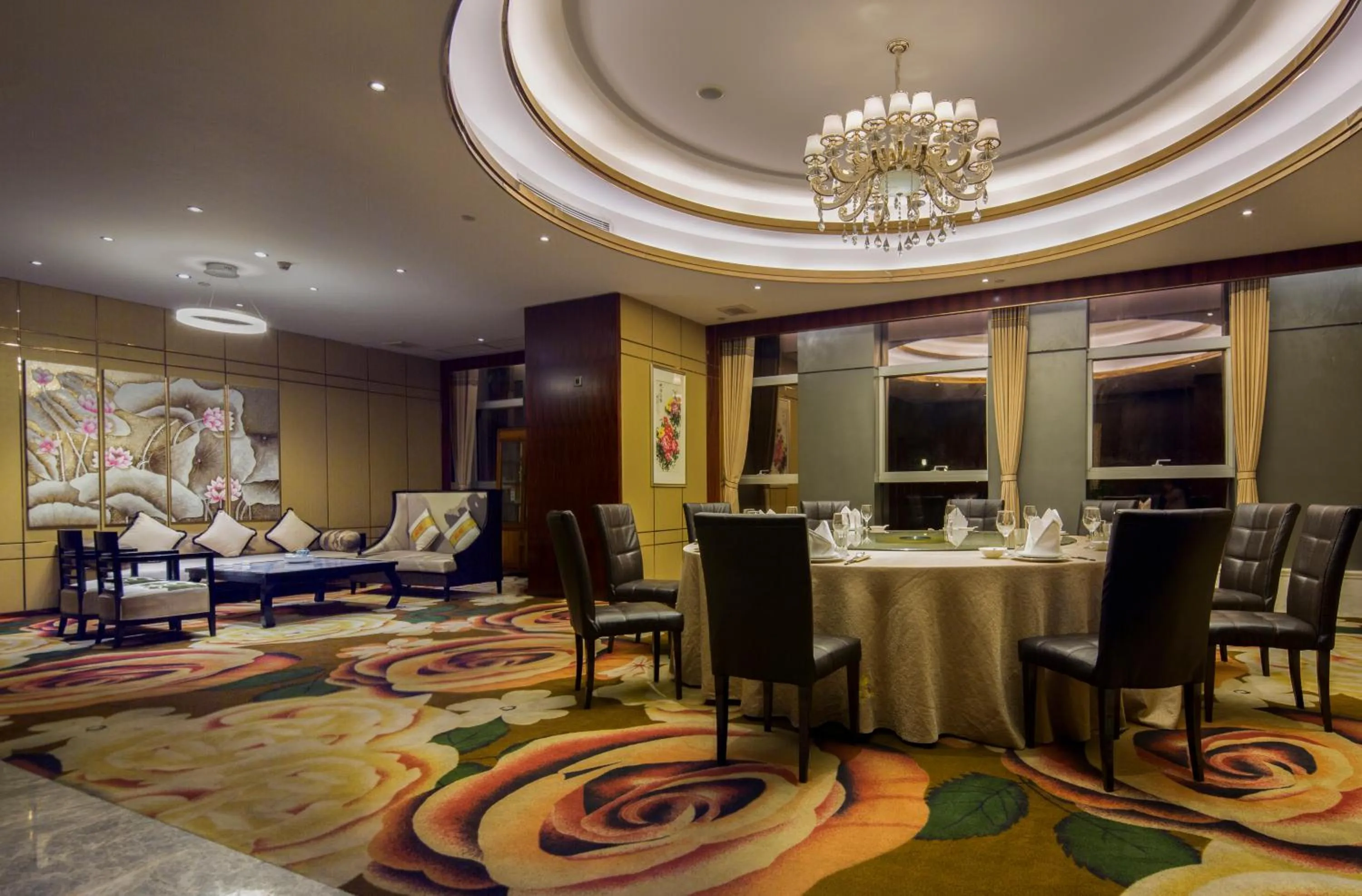 Honder International Hotel - Free shuttle bus between hotel and exhibition center during Canton Fair period