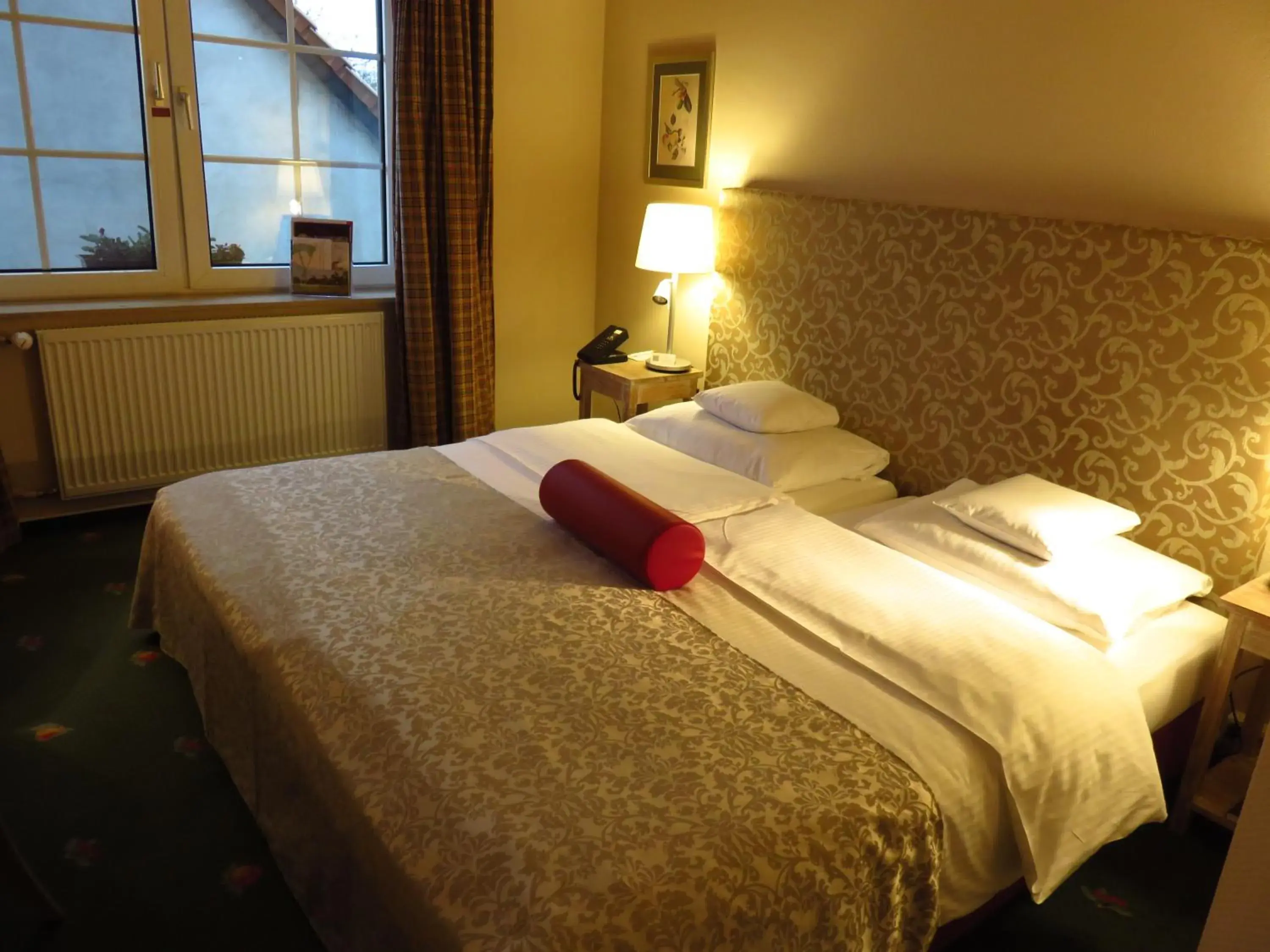 Photo of the whole room, Bed in Ringhotel Hotel Zum Stein