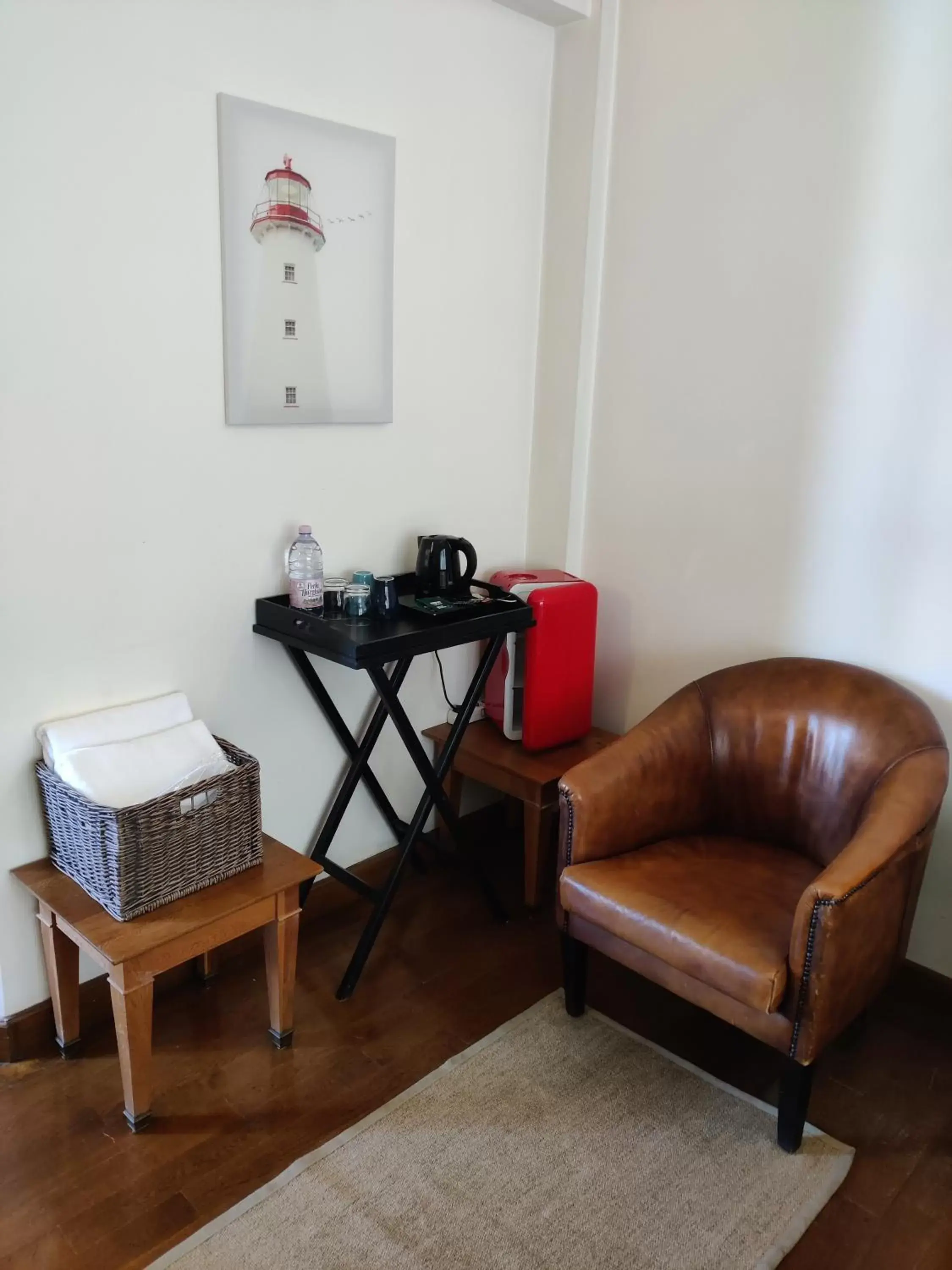 Bedroom, Seating Area in Rembrandt Hotel