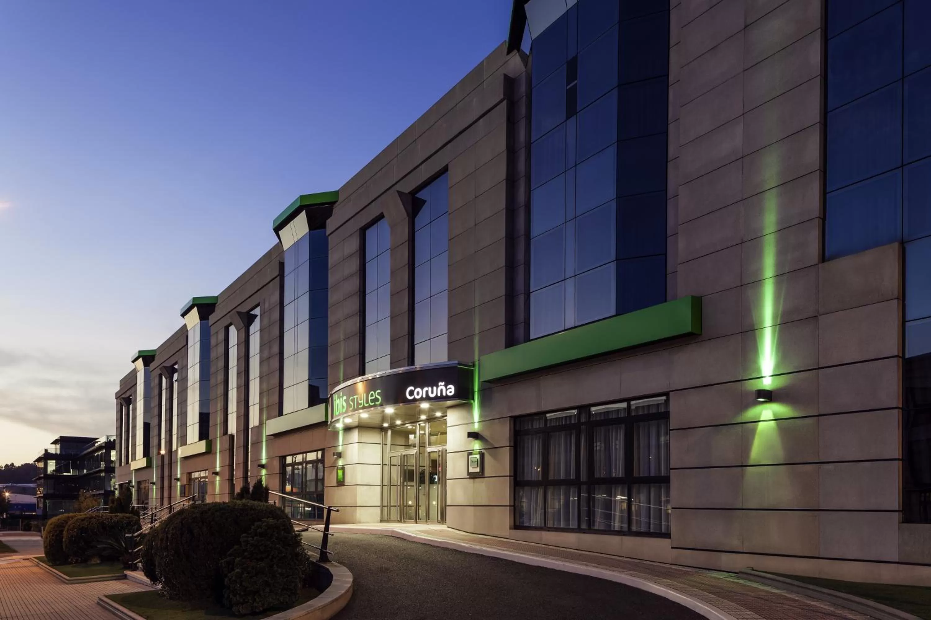 Property building in Ibis Styles A Coruna