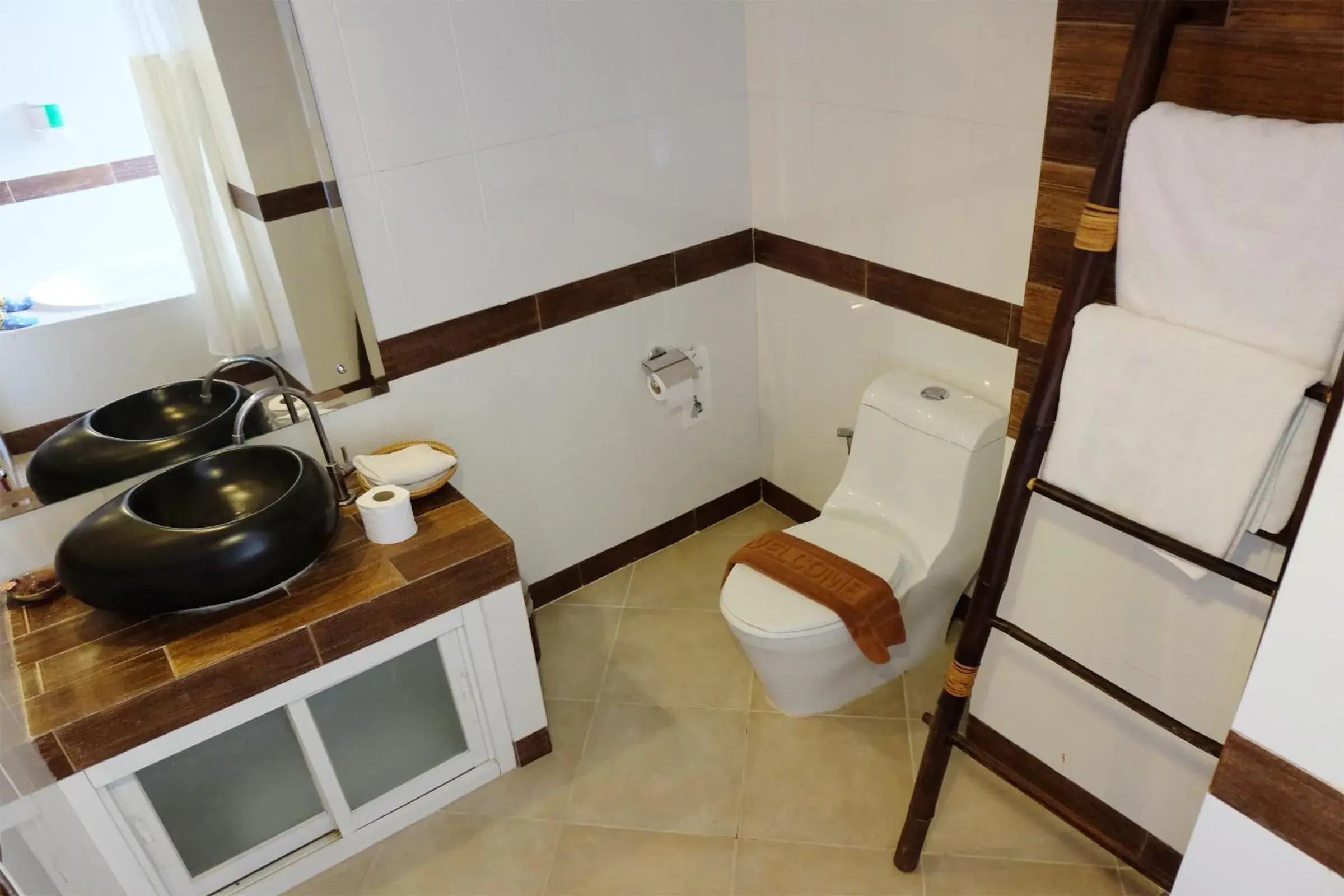 Bathroom, Kitchen/Kitchenette in Grand Hill Resort and Spa