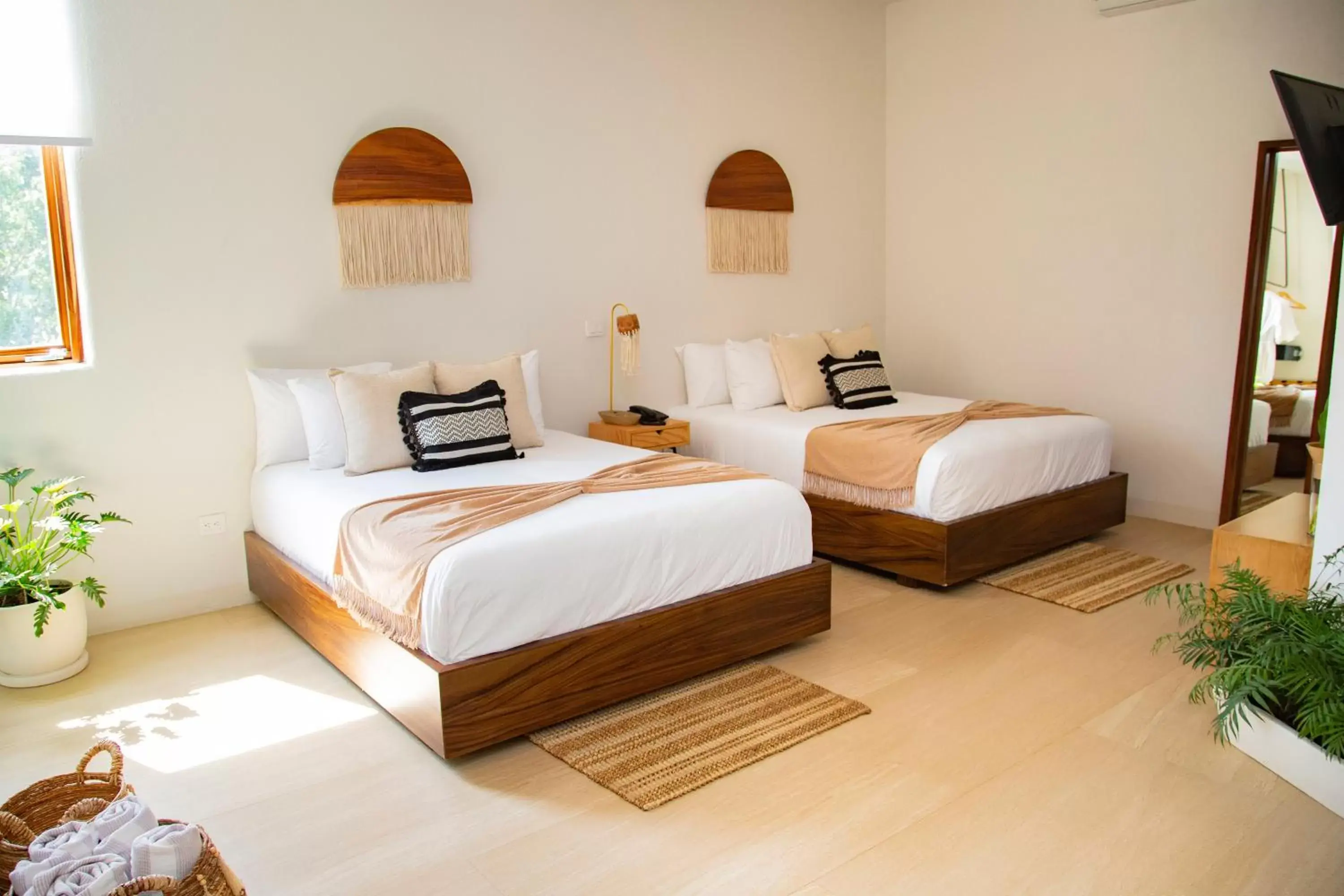 Photo of the whole room, Bed in Agua de Luna Boutique Hotel