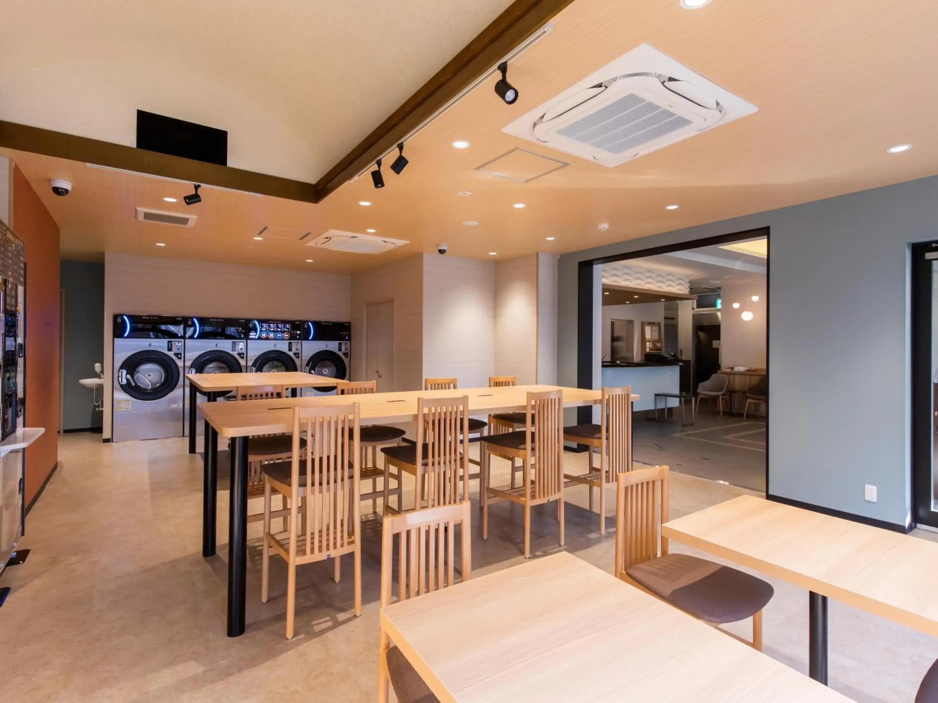 laundry, Restaurant/Places to Eat in Tokyu Stay Monzen-Nakacho