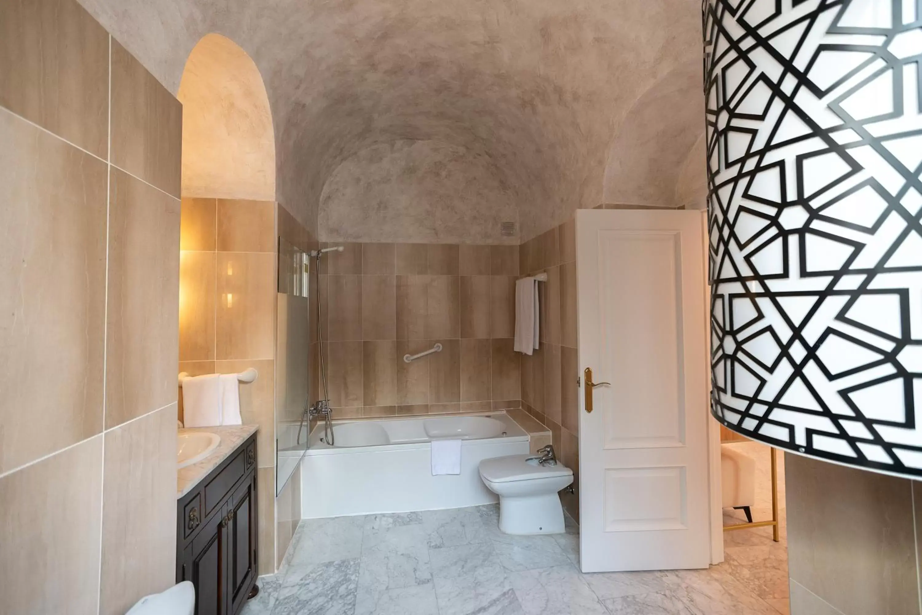 Bathroom, Bed in Hotel Casa Palacio la Sal