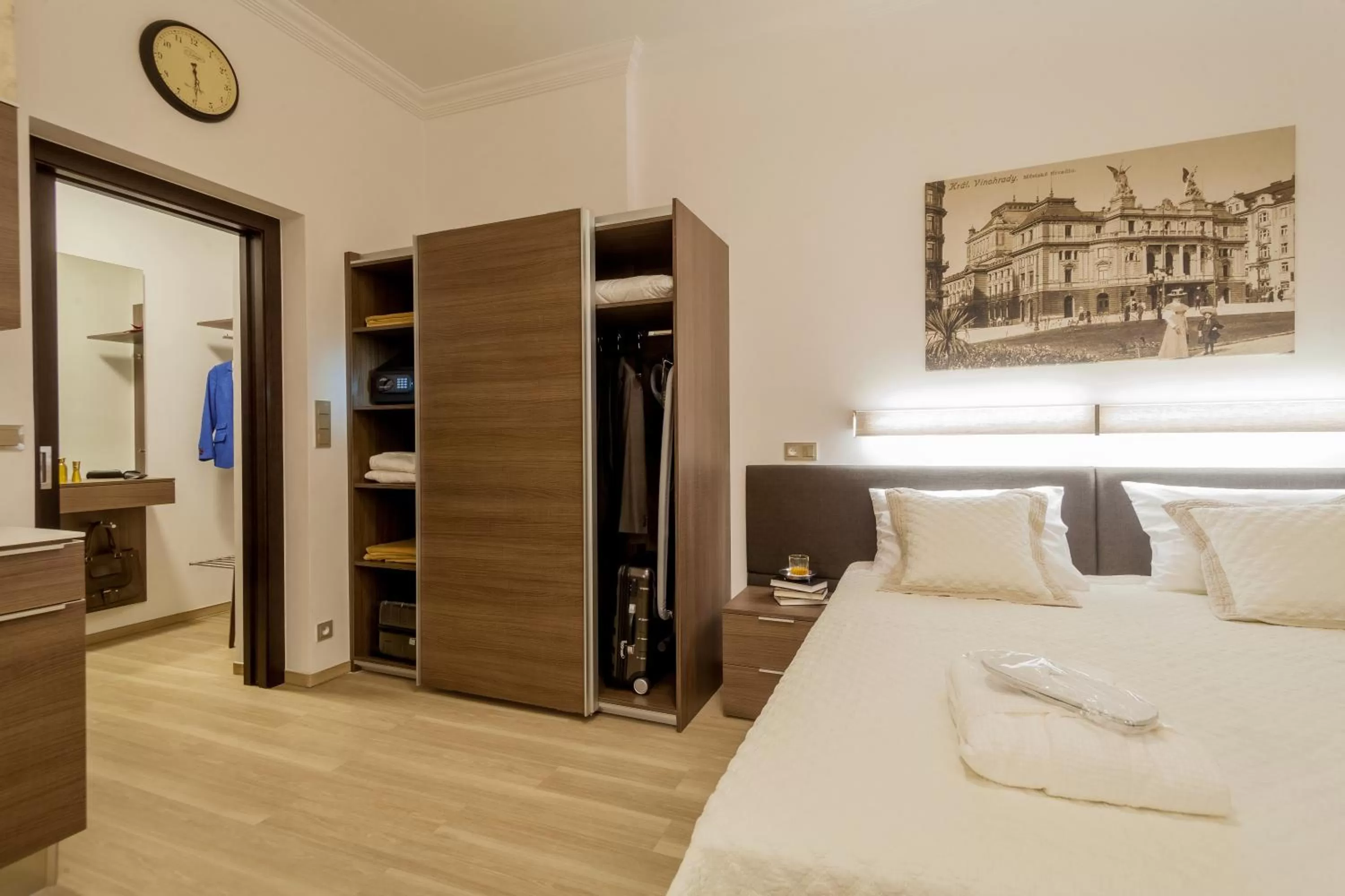 Bedroom, Bed in VINOHRADSKY DUM Residence