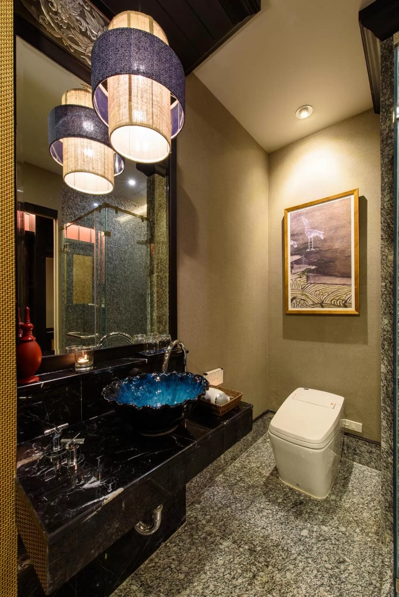 Bathroom in Chala Number6