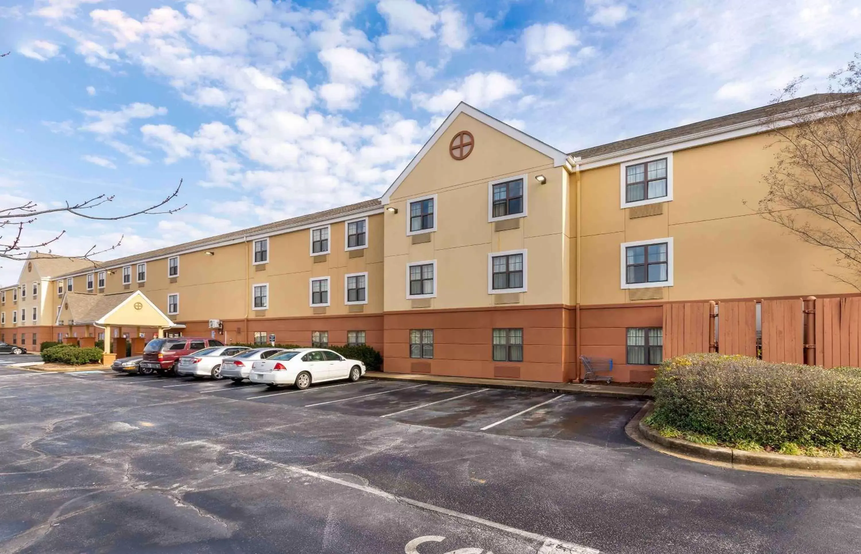 Property Building in Extended Stay America Suites - Greenville - Airport