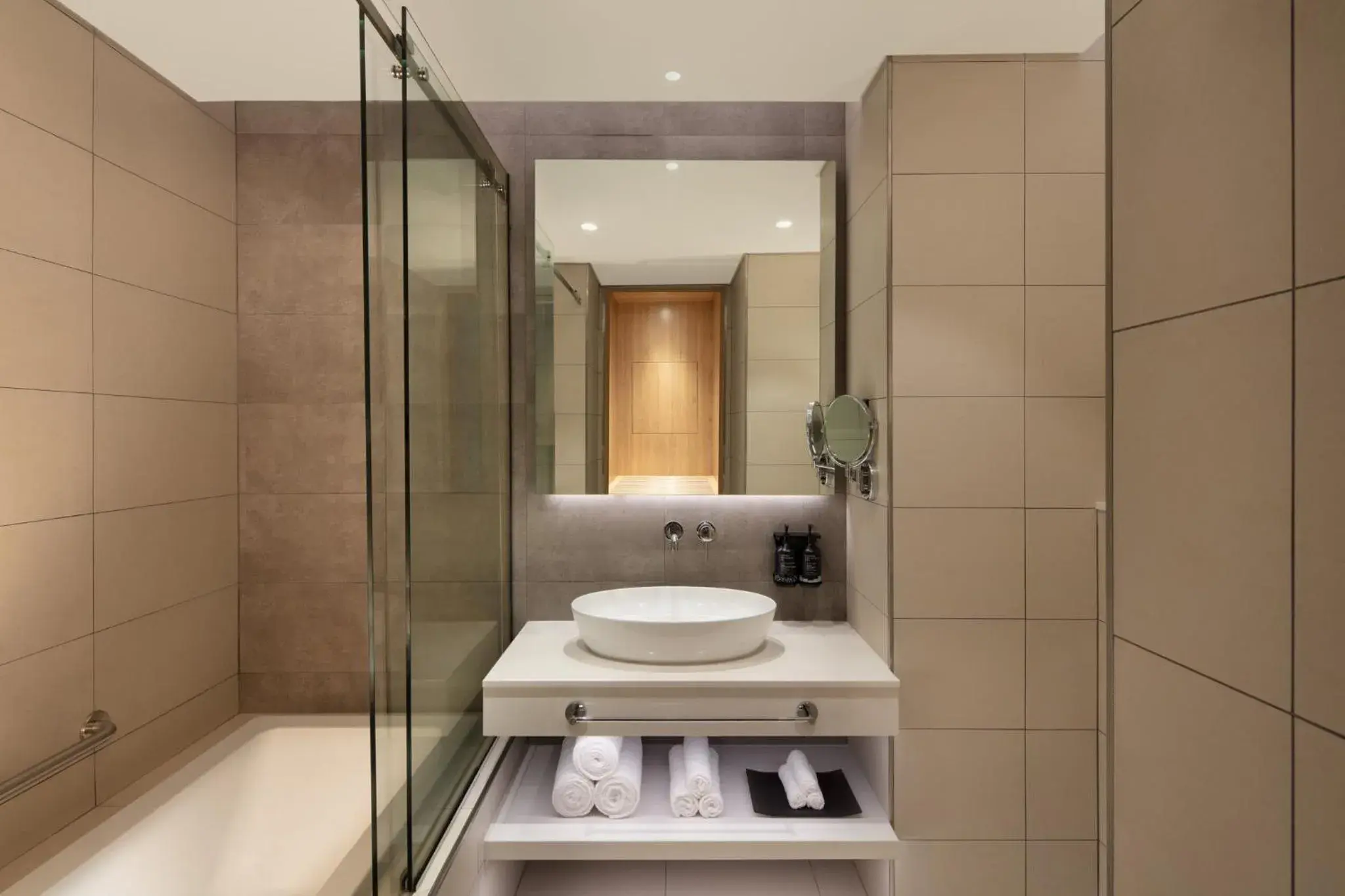 Photo of the whole room, Bathroom in Holiday Inn Dubai Business Bay, an IHG Hotel