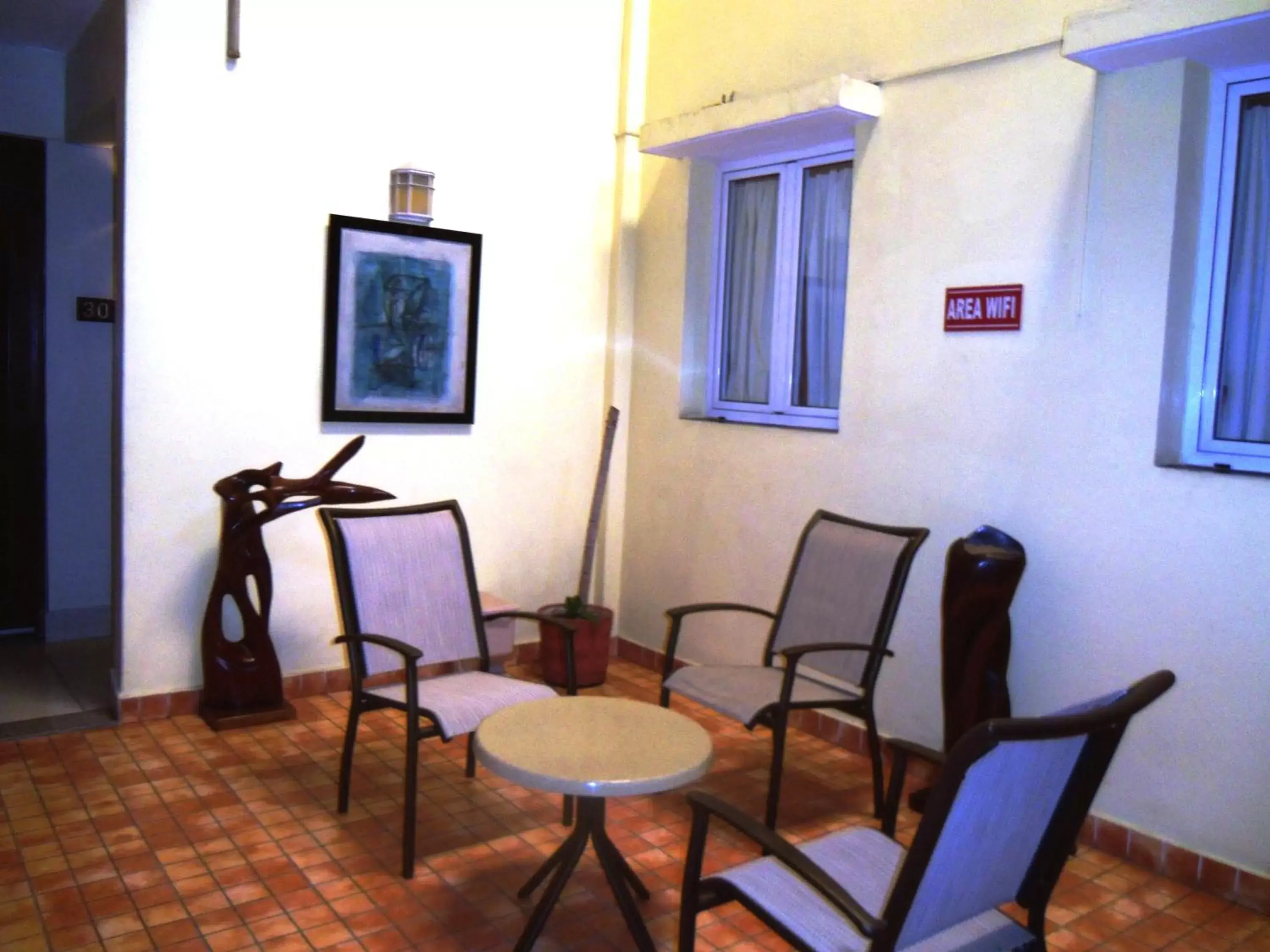 Balcony/Terrace, Seating Area in Hotel Discovery