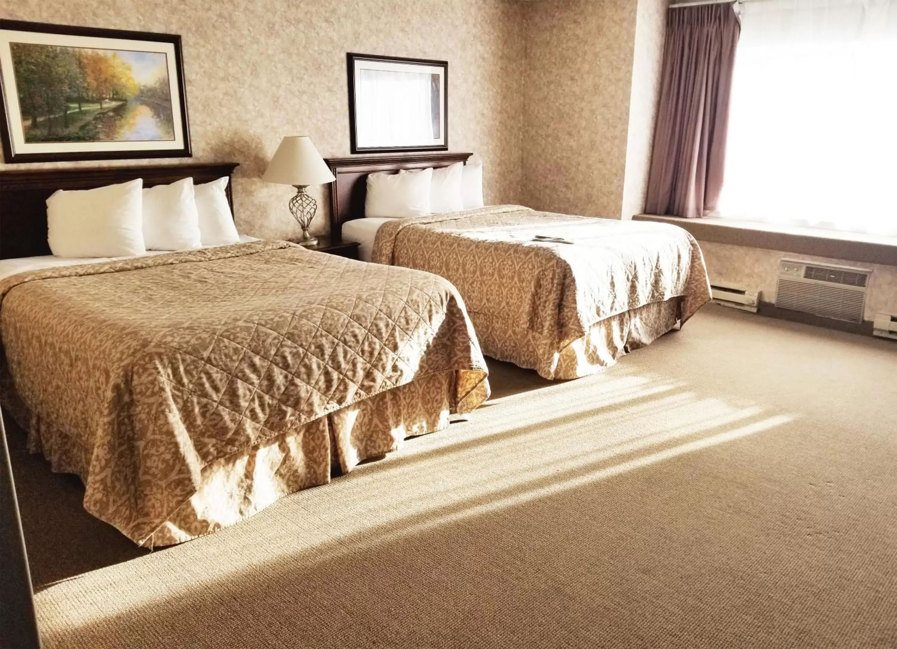 Bed in Alex Hotel and Suites Bed in Alex Hotel and Suites