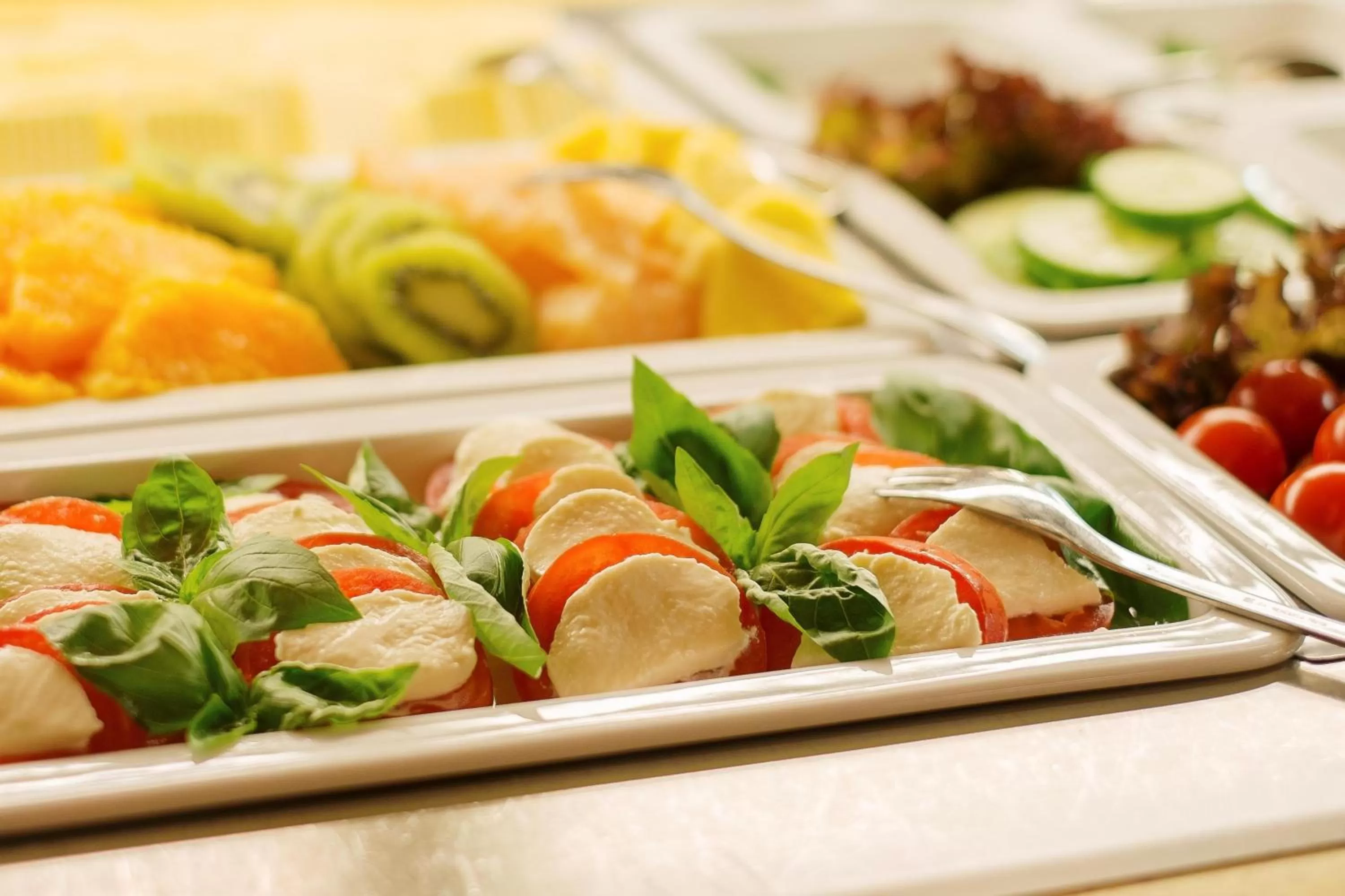 Restaurant/places to eat in Hotel City House