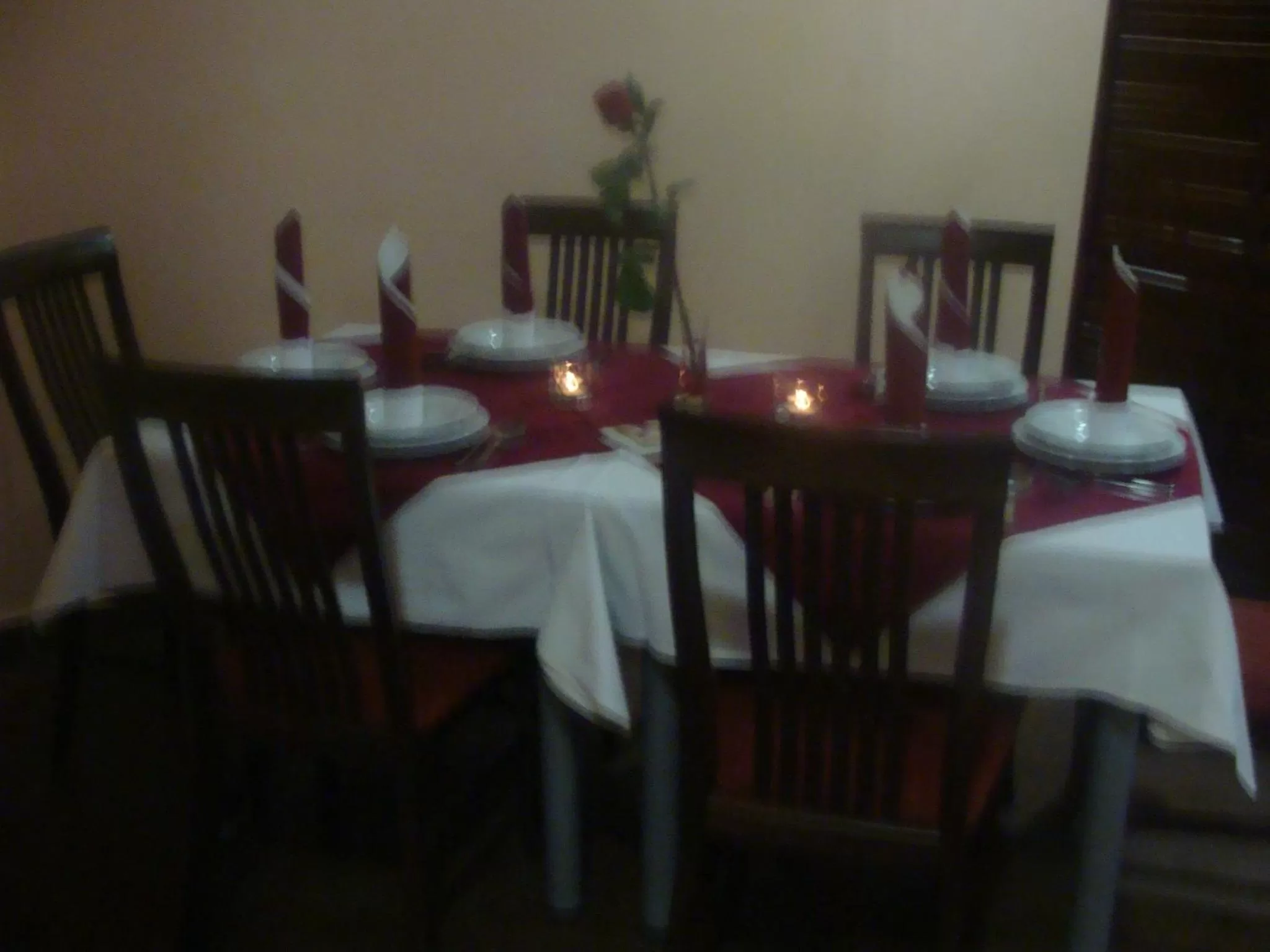 Restaurant/Places to Eat in Lugarnica