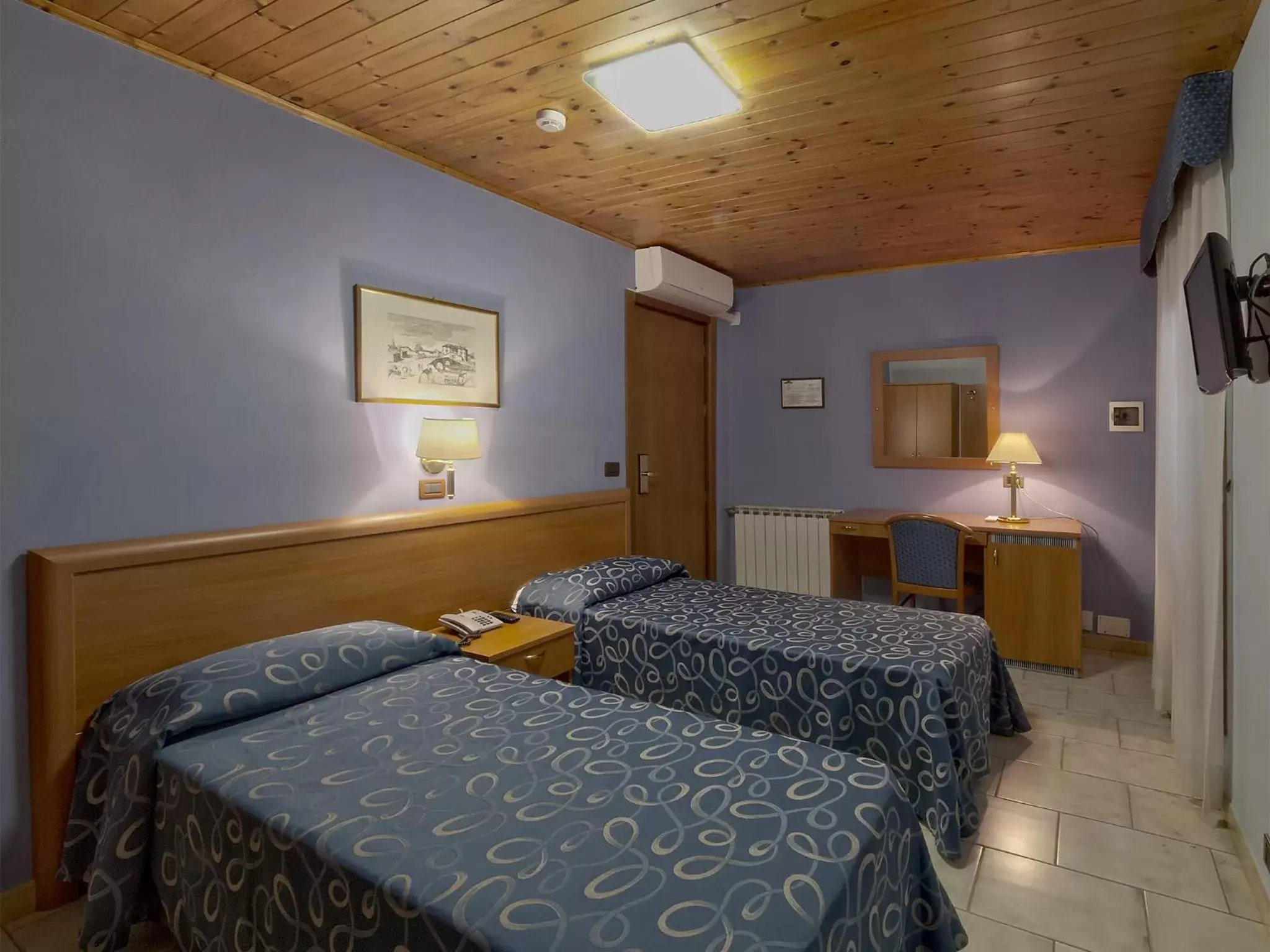 Photo of the whole room, Bed in Terme Di Monte Valenza