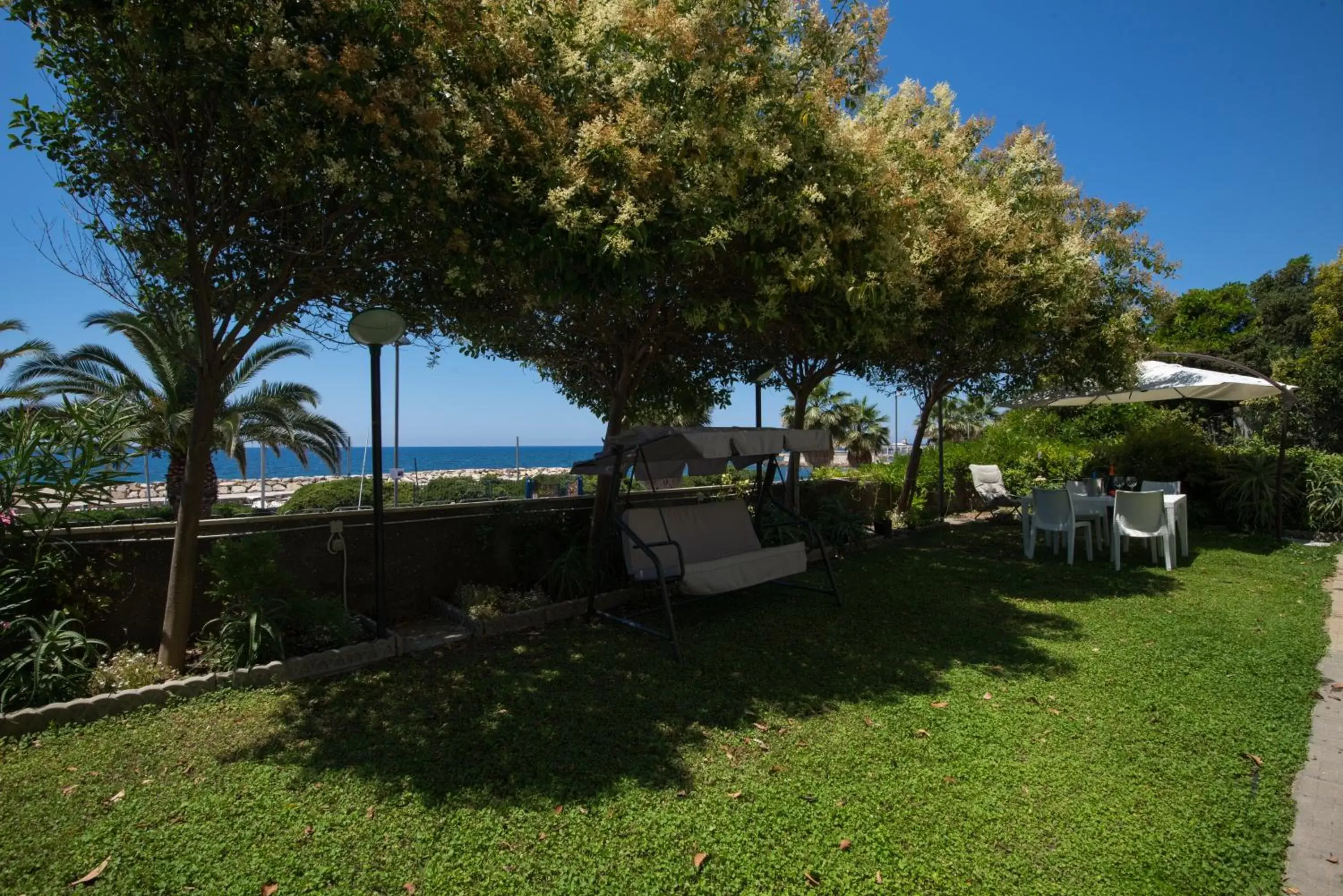 Natural landscape, Garden in B&B Maison De Revel