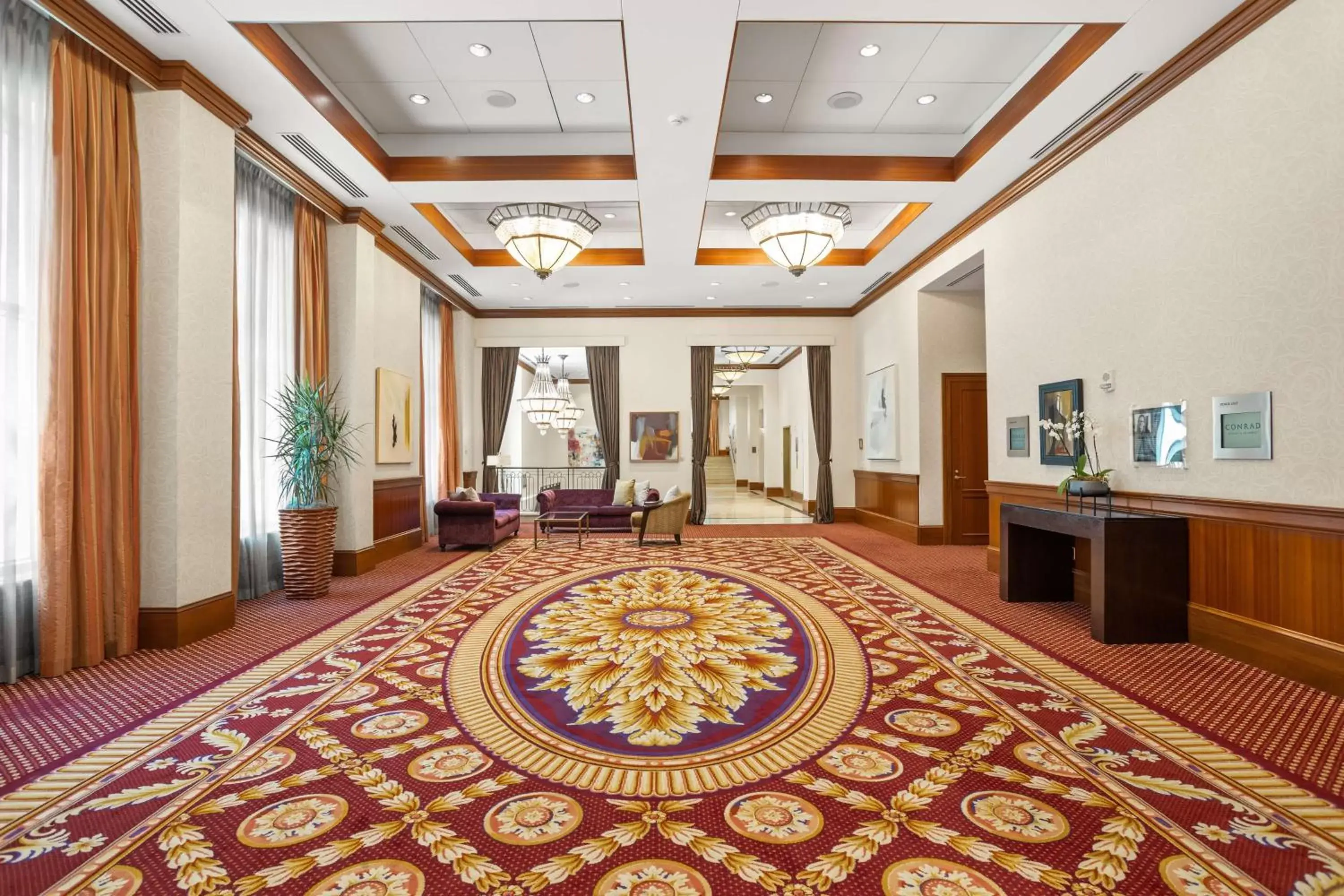 Meeting/conference room, Lobby/Reception in Conrad Indianapolis