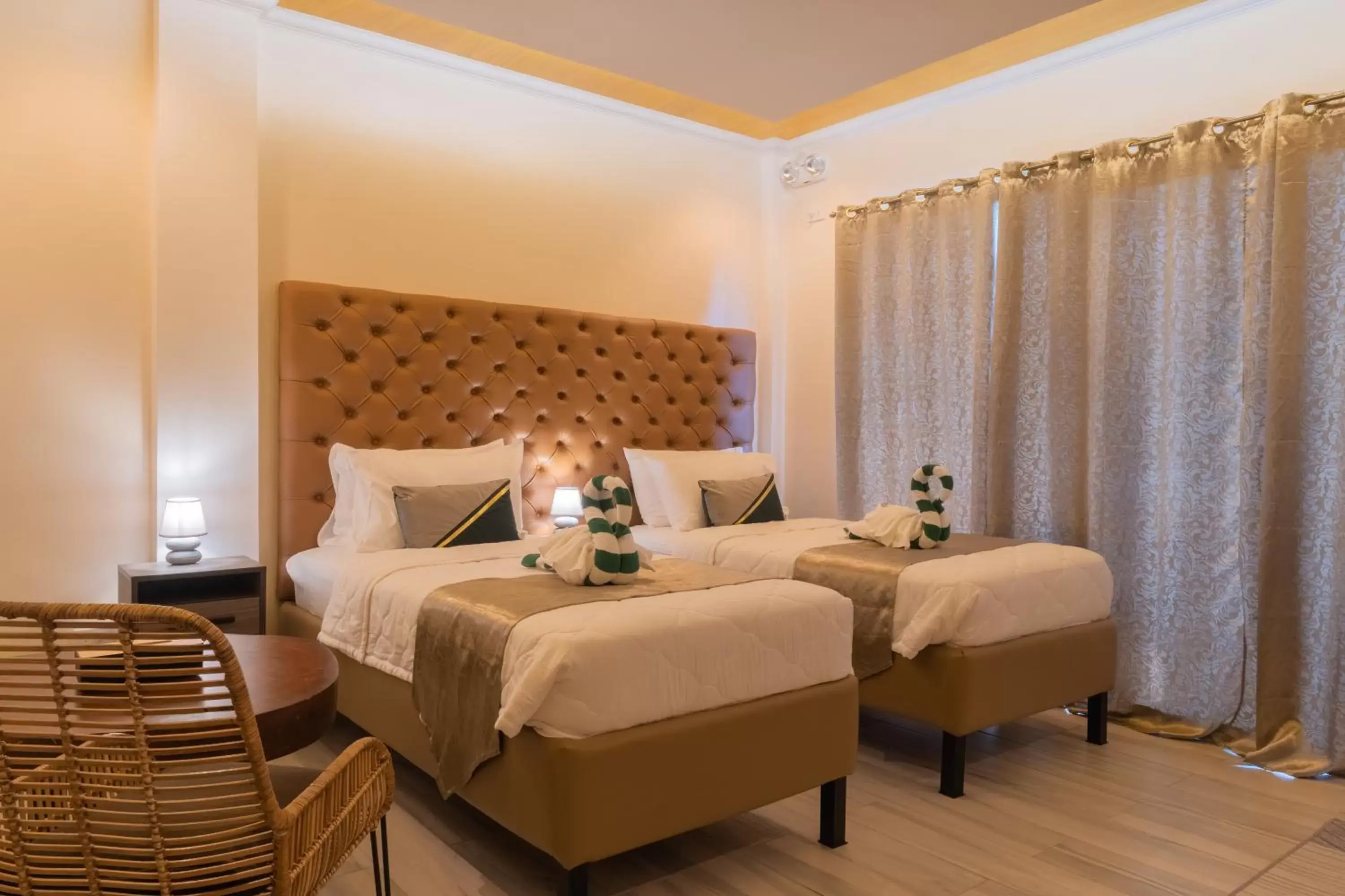 Bedroom, Bed in The Mayana Resort