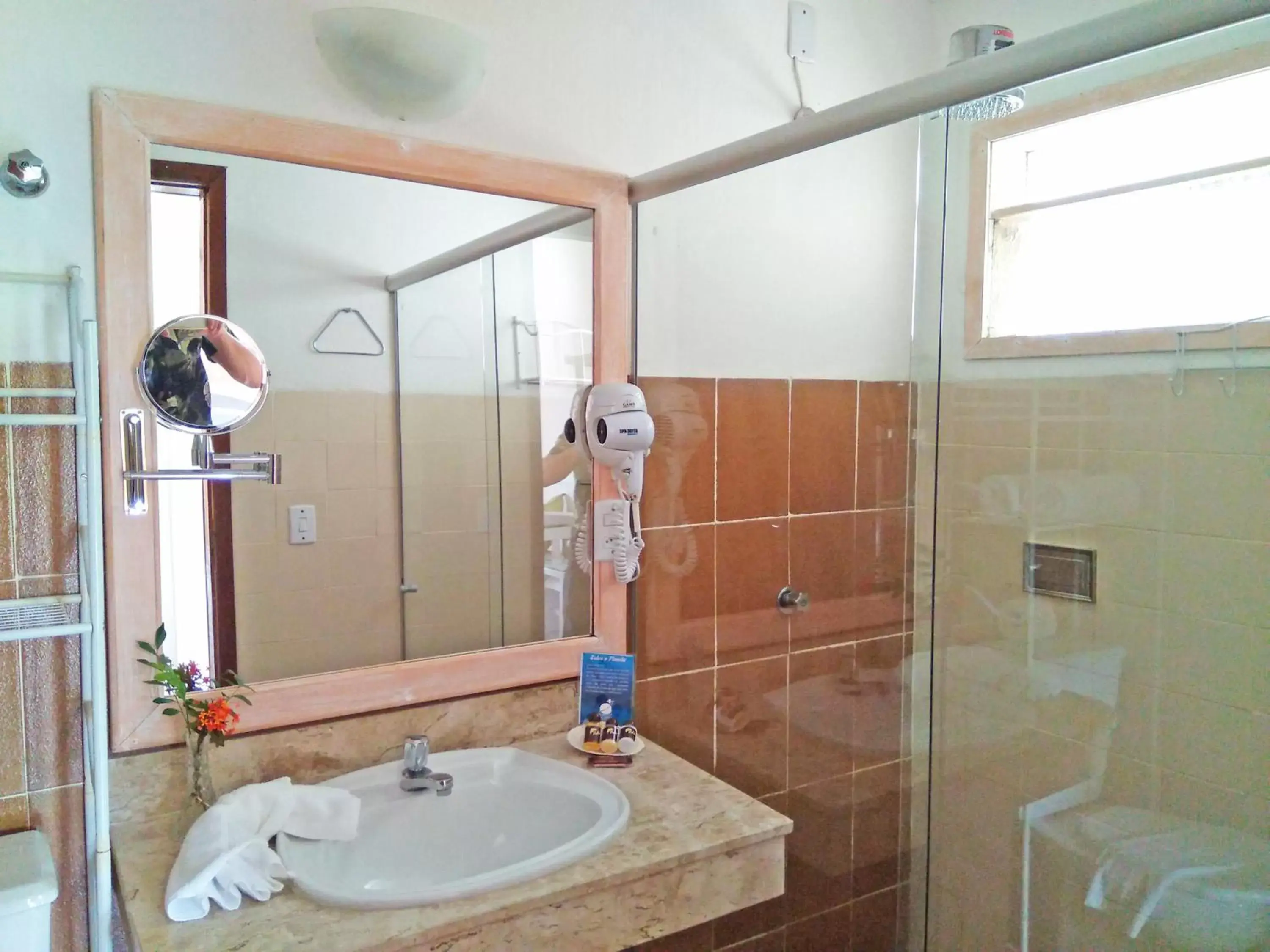 Shower, Bathroom in Pousada Casa de Maria