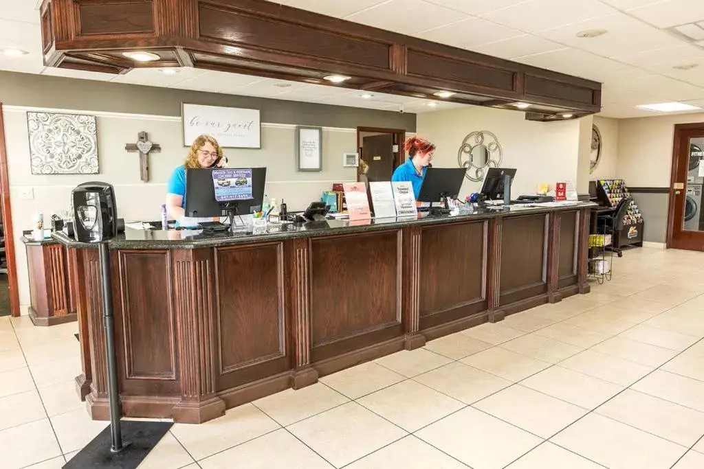 Lobby or reception in Savannah House Hotel