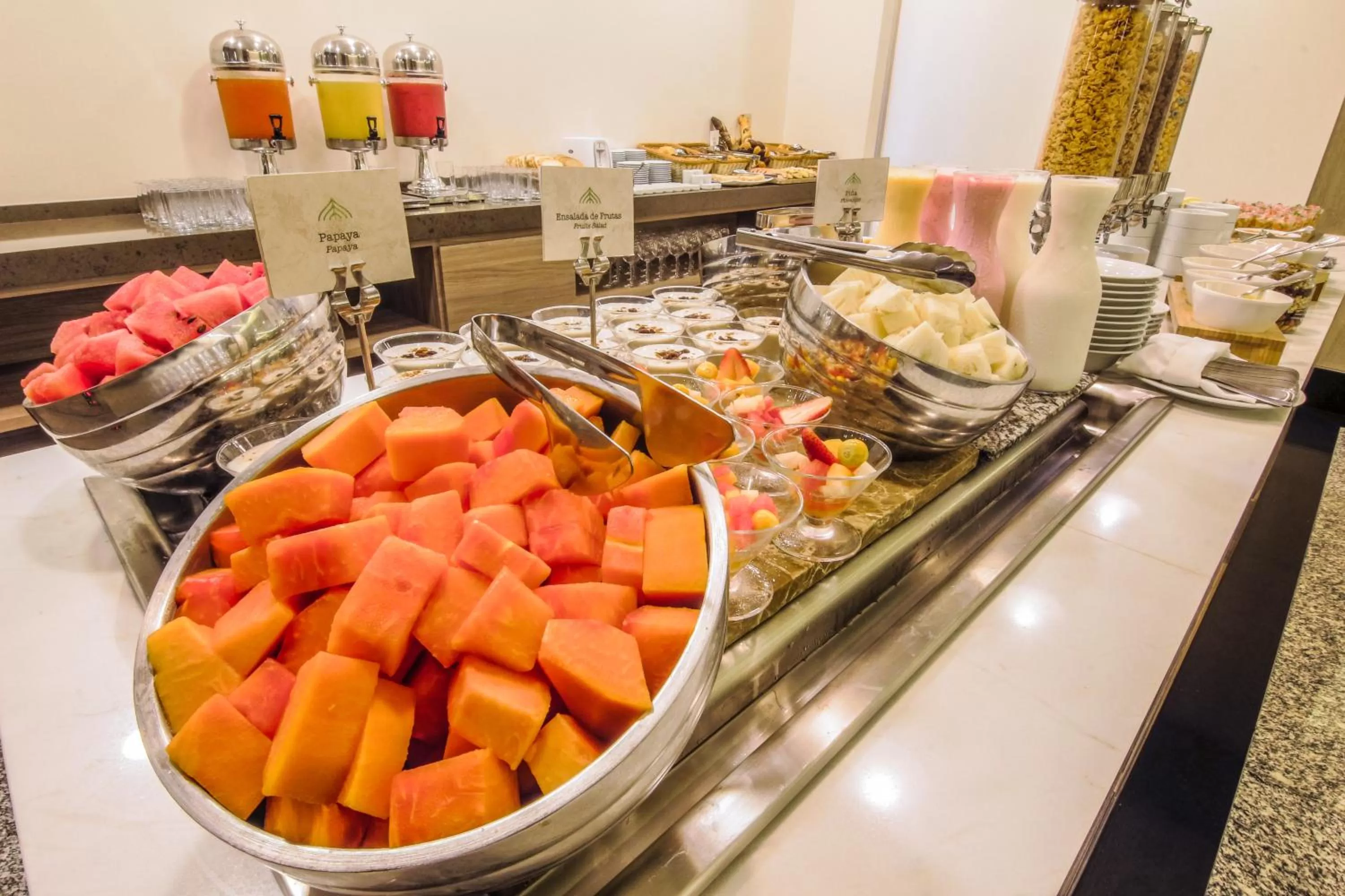 Buffet breakfast in Radisson Hotel Guayaquil