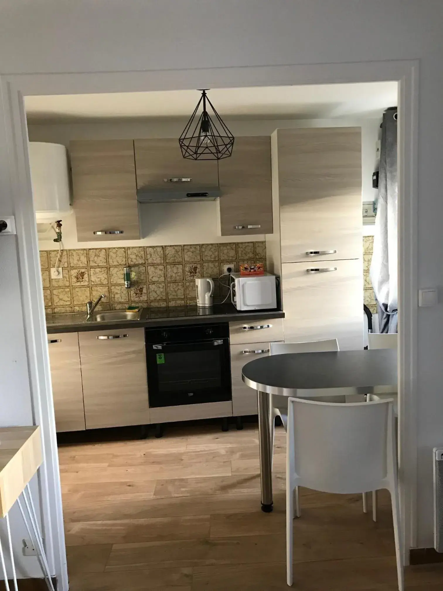 Kitchen/Kitchenette in Hotel Abat Jour