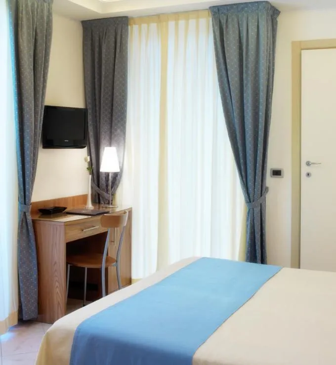 Photo of the whole room, Bed in ACasaMia WelcHome Hotel