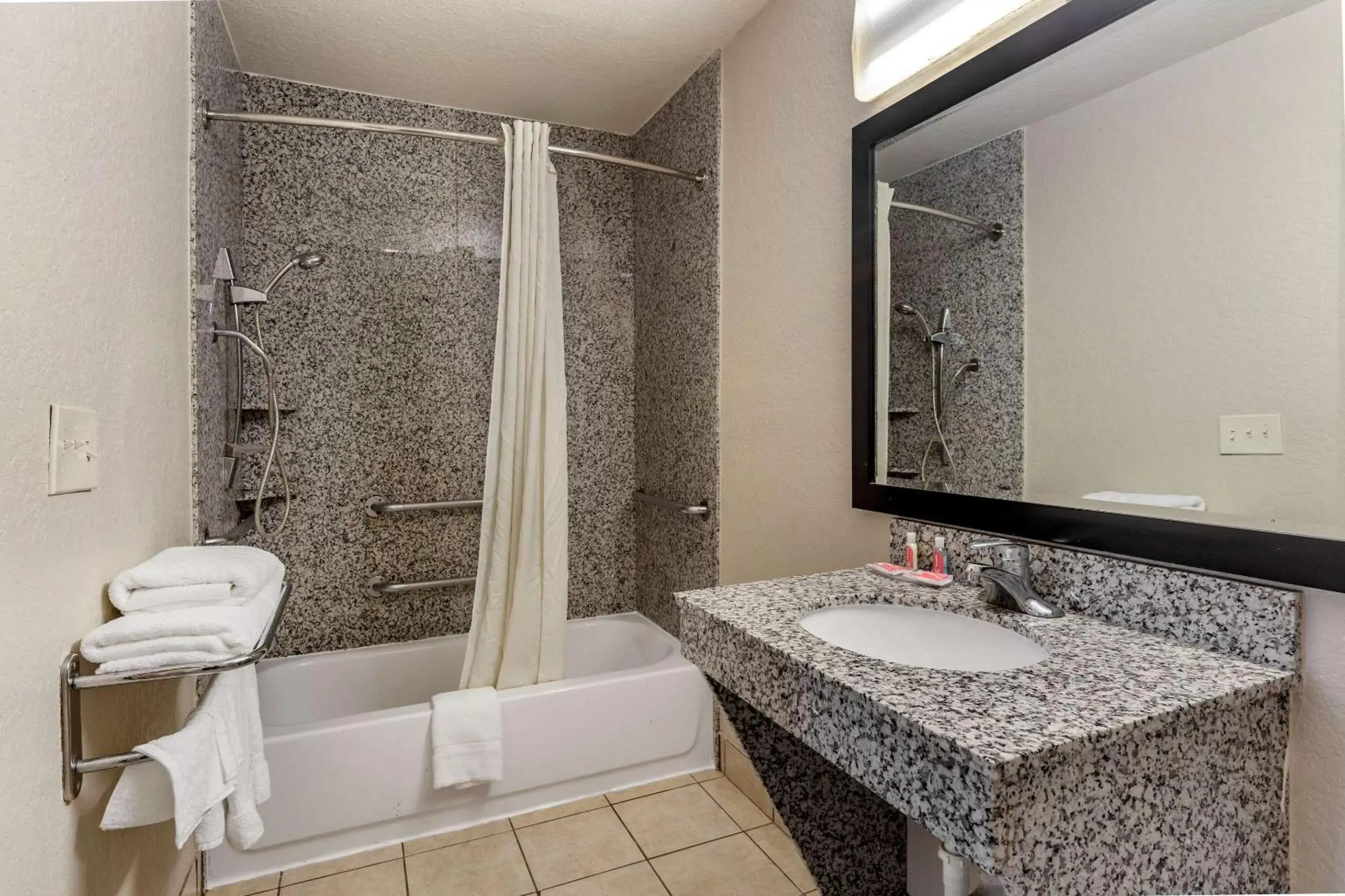 Bathroom in Econo Lodge Near Lackland Air Force Base-SeaWorld