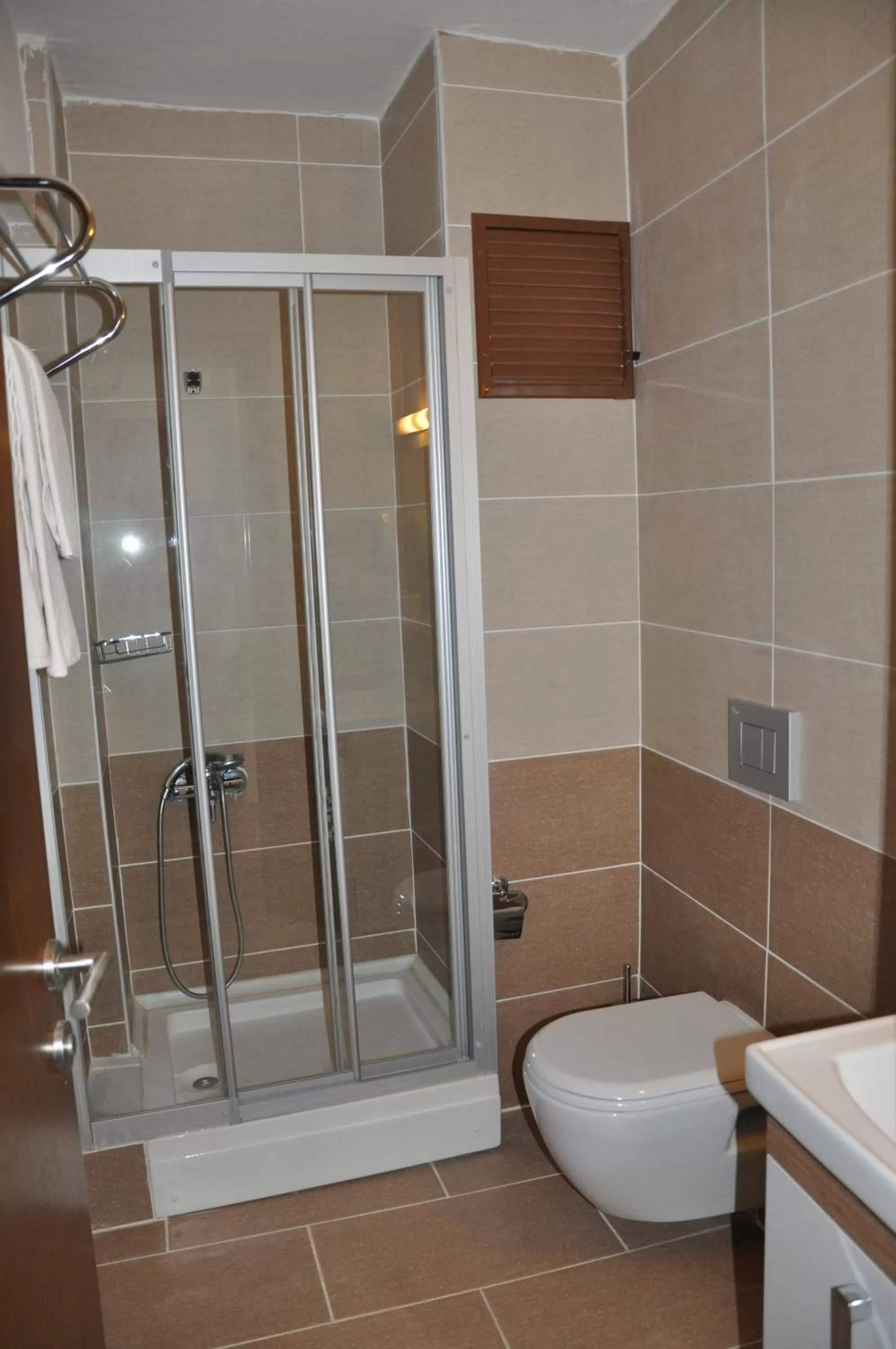 Shower in Perla Hotel